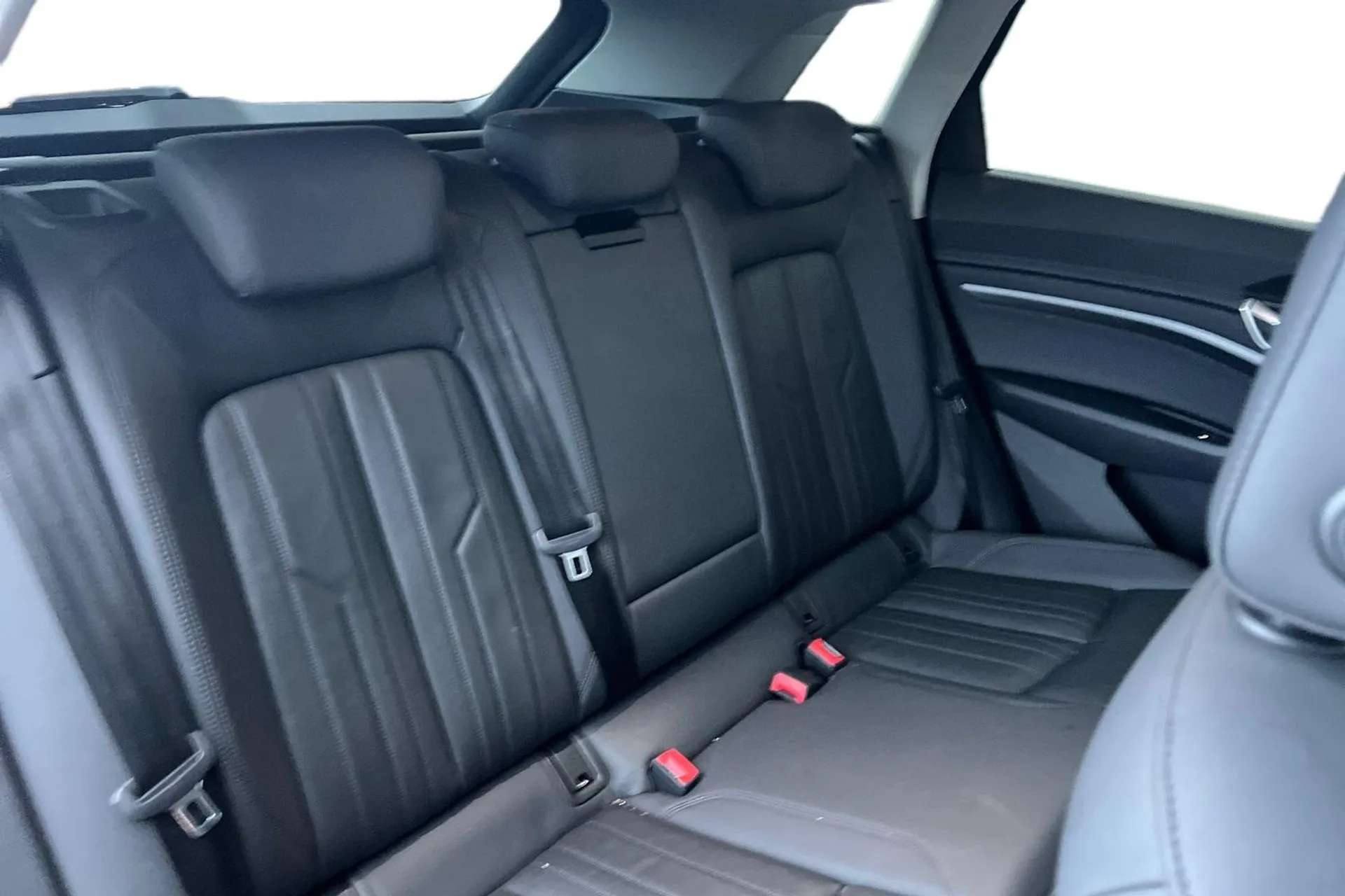 2020 AUDI E-TRON 2020 AUDI E-TRON