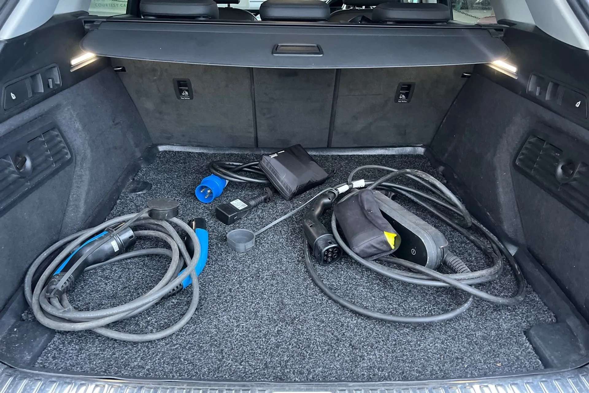 2020 AUDI E-TRON 2020 AUDI E-TRON