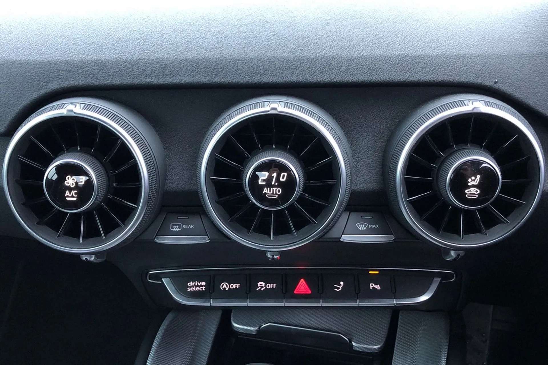 2019 AUDI TT 2019 AUDI TT