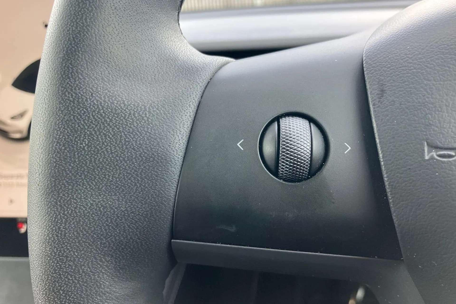 2023 TESLA MODEL Y 2023 TESLA MODEL Y