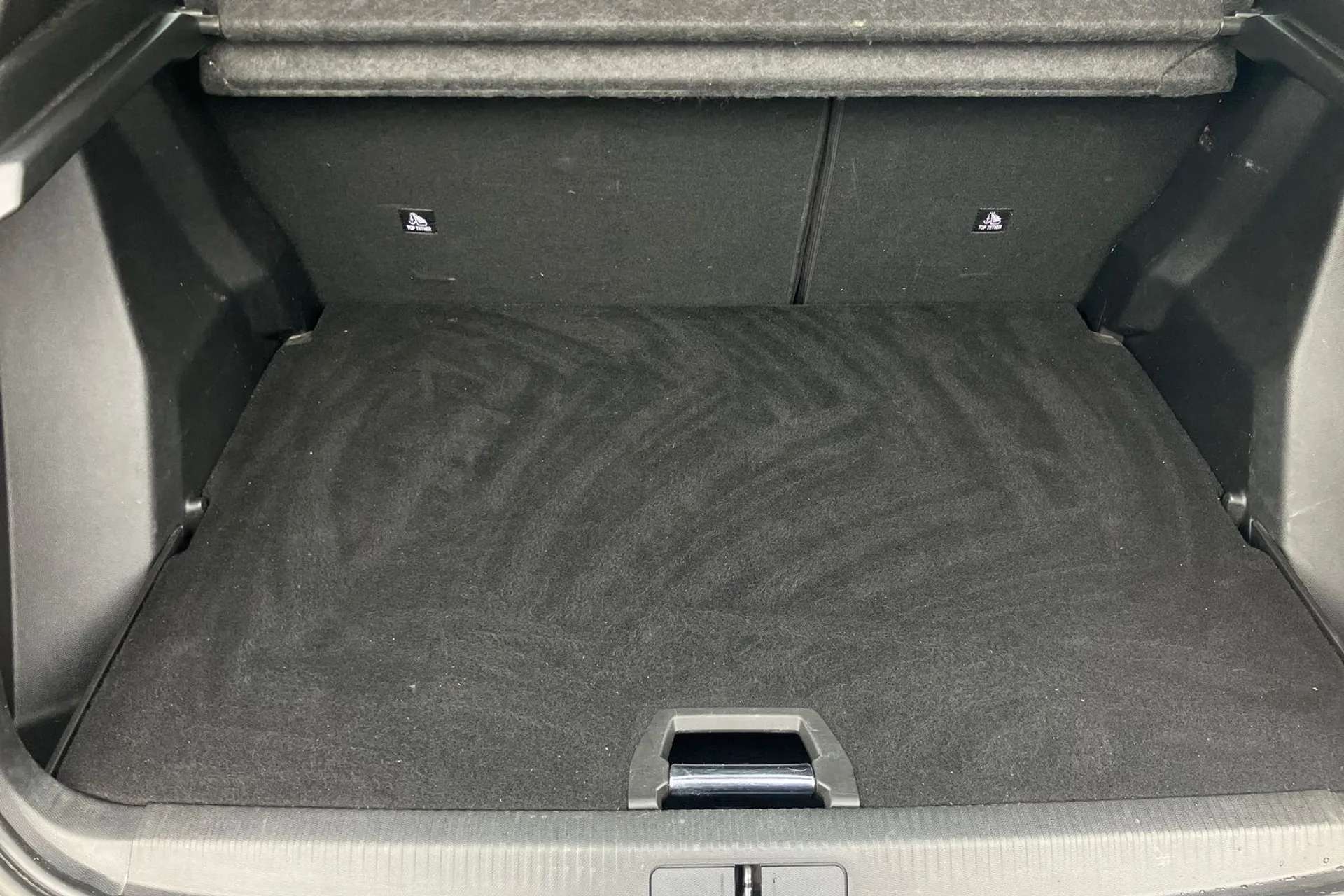 2021 PEUGEOT 2008 2021 PEUGEOT 2008