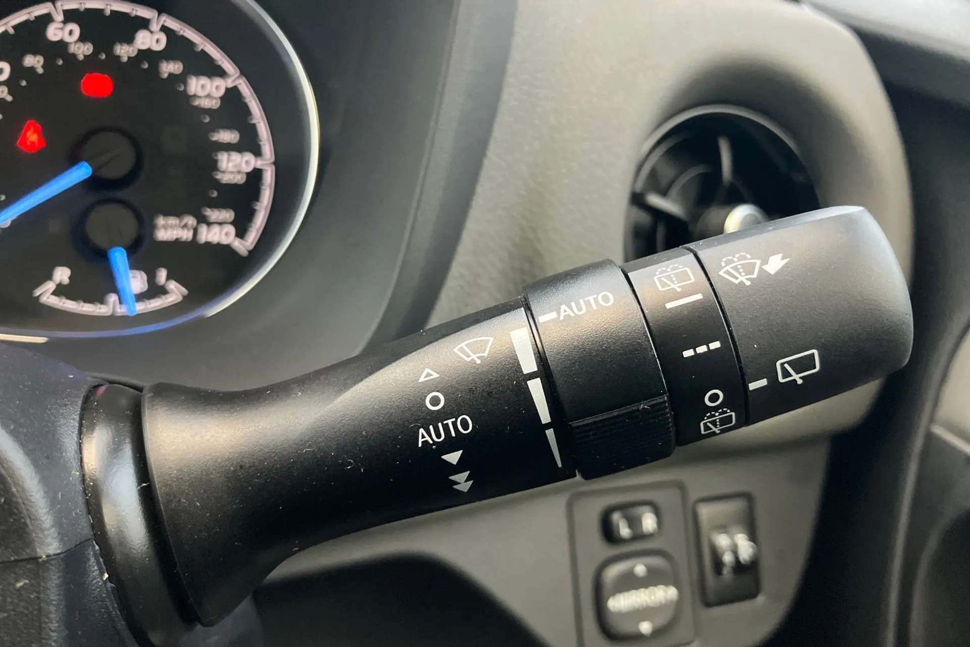 2019 TOYOTA YARIS 2019 TOYOTA YARIS