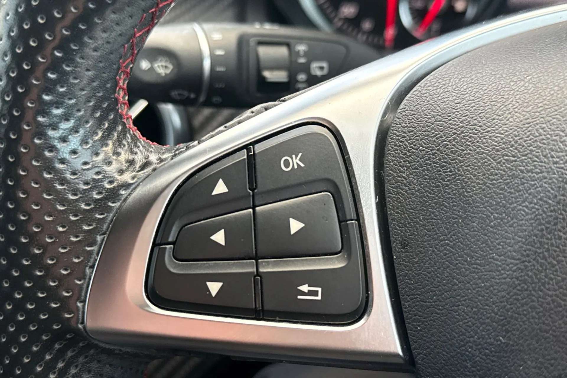 2018 MERCEDES-BENZ A CLASS 2018 MERCEDES-BENZ A CLASS