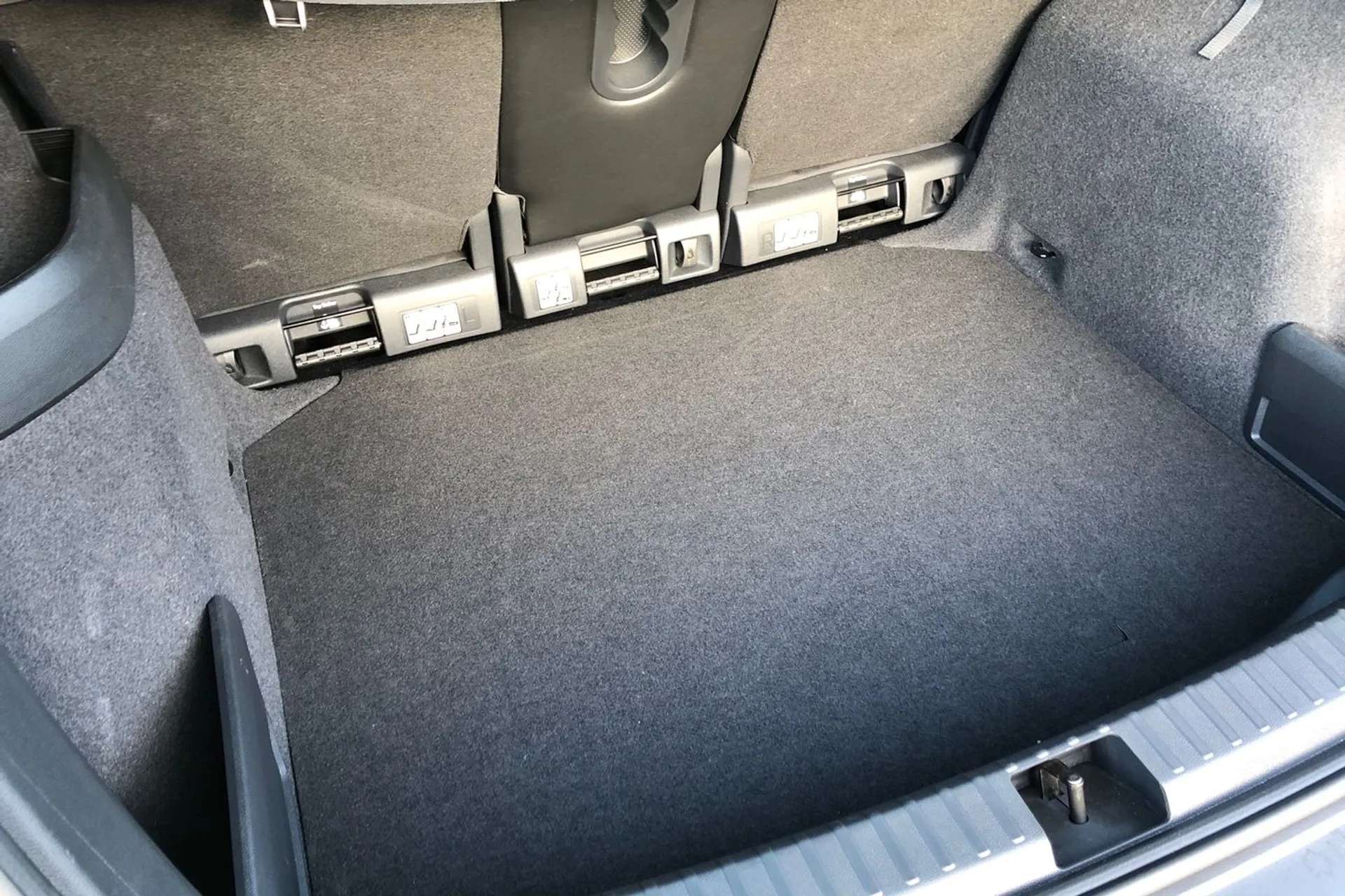 2021 SKODA KAROQ 2021 SKODA KAROQ