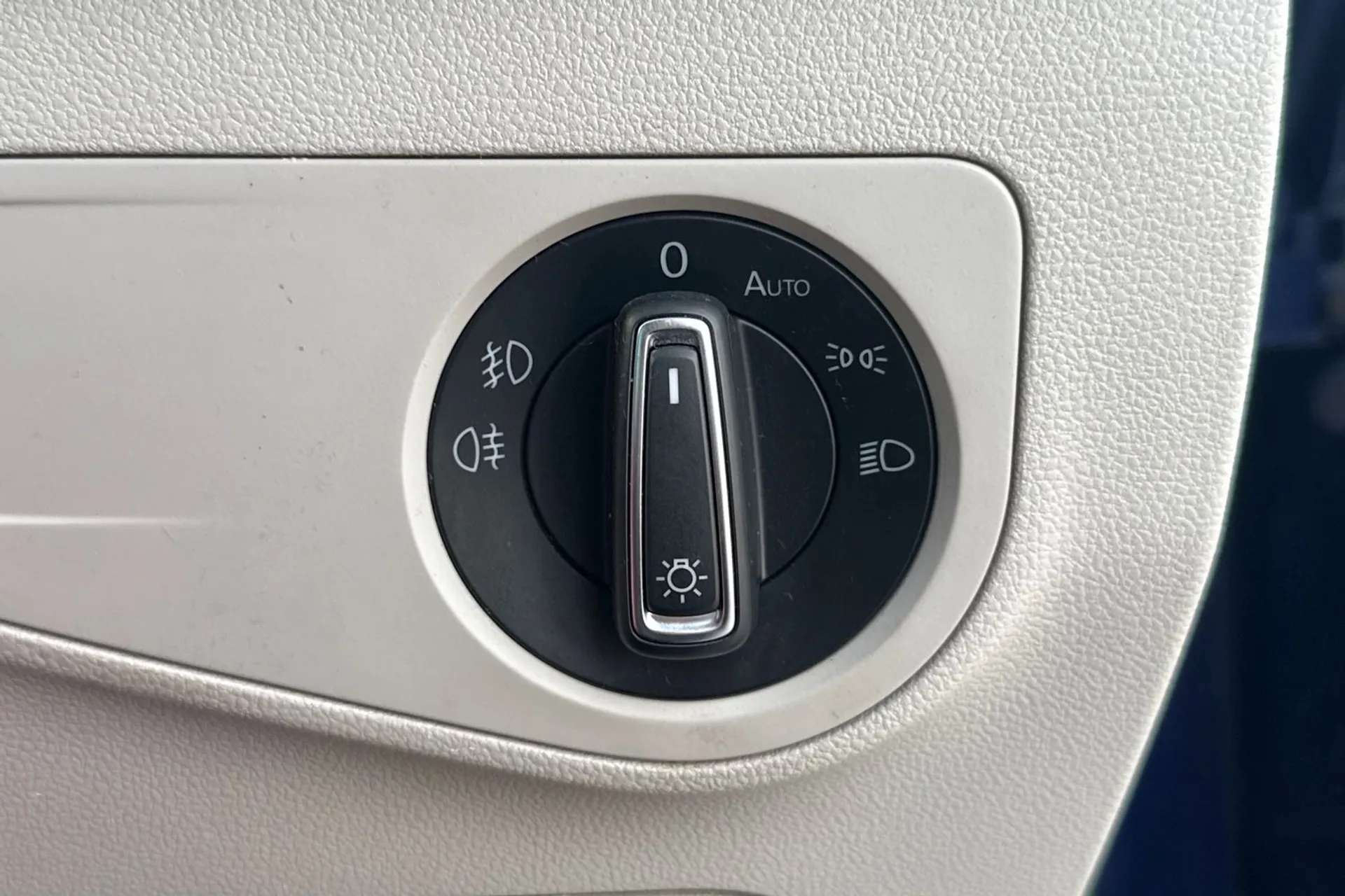 2019 VOLKSWAGEN TIGUAN 2019 VOLKSWAGEN TIGUAN