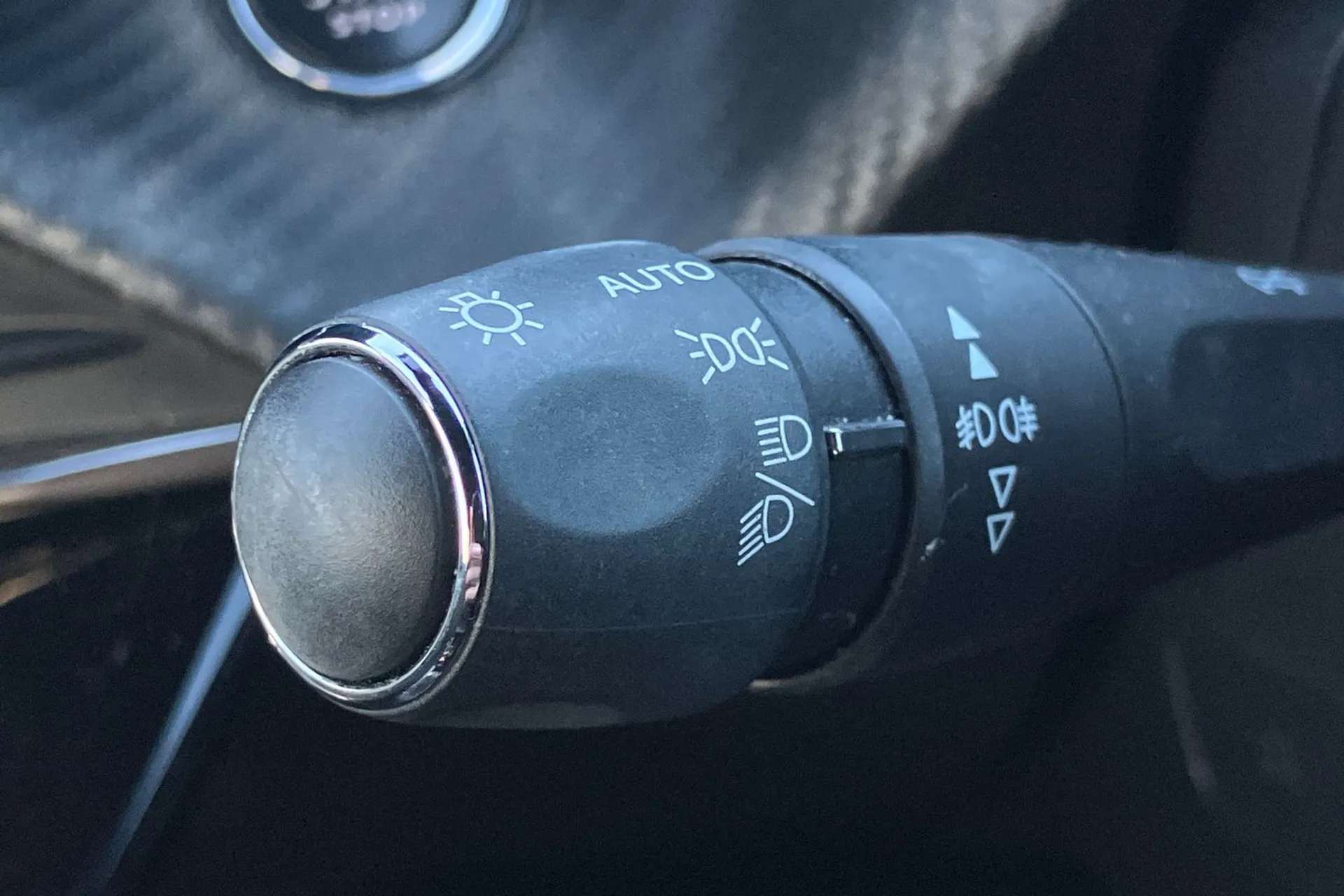 2021 PEUGEOT 2008 2021 PEUGEOT 2008