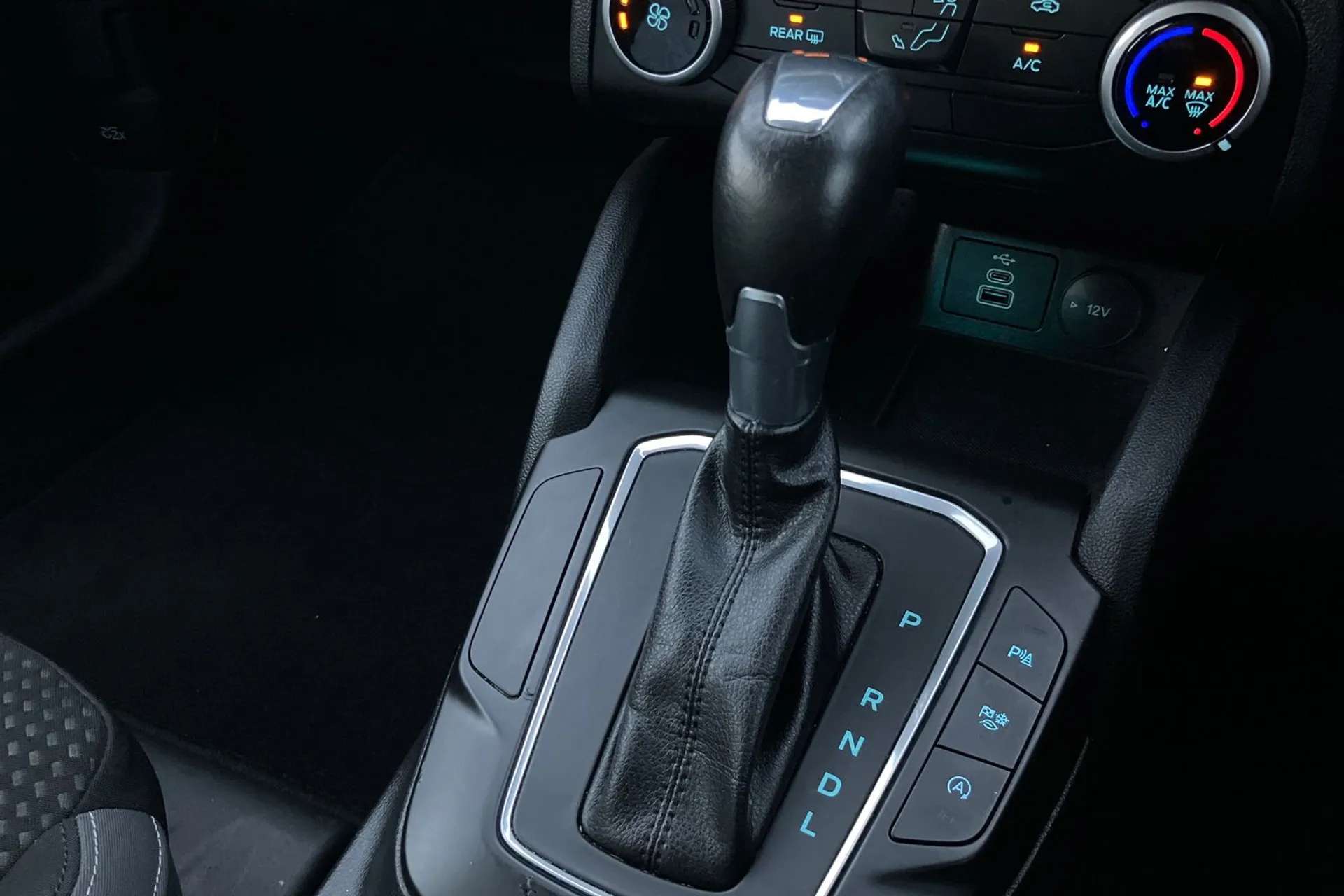 2022 FORD FOCUS 2022 FORD FOCUS