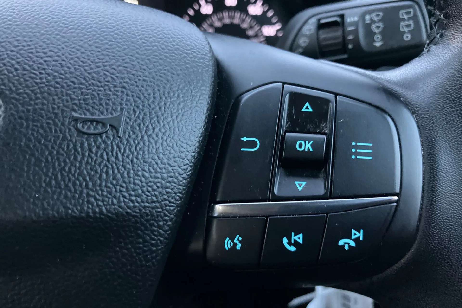 2022 FORD FOCUS 2022 FORD FOCUS