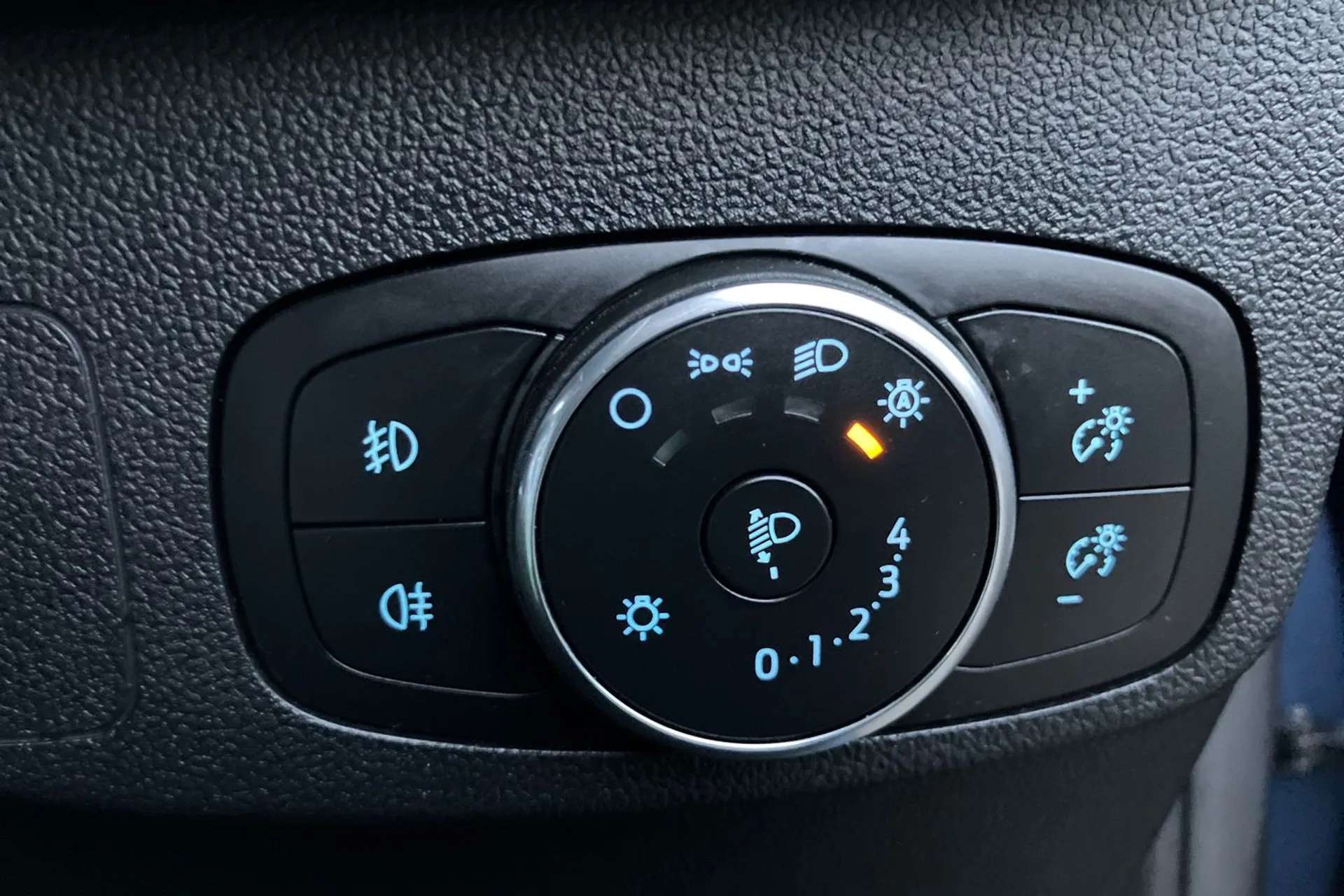 2022 FORD FOCUS 2022 FORD FOCUS