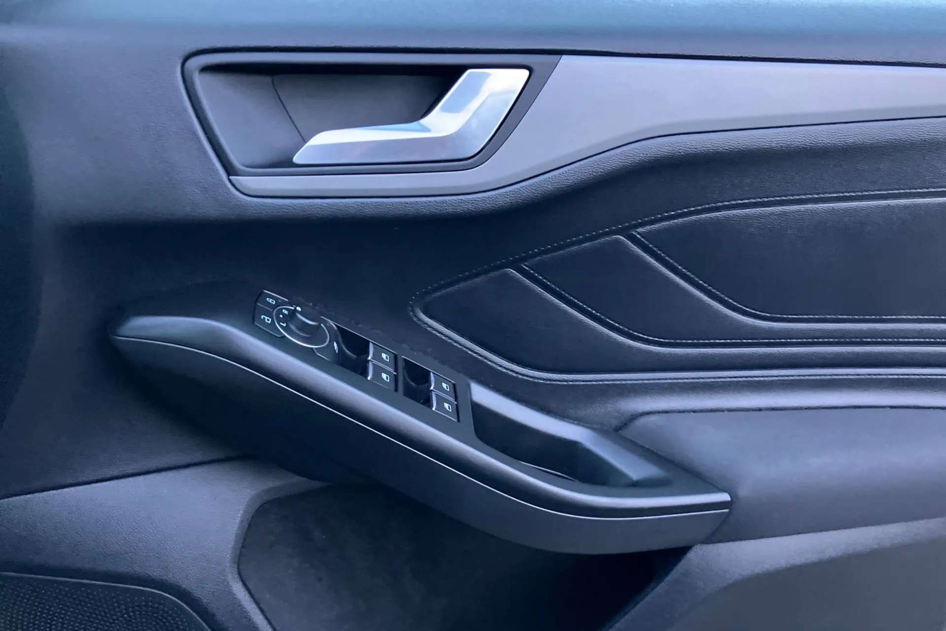 2022 FORD FOCUS 2022 FORD FOCUS