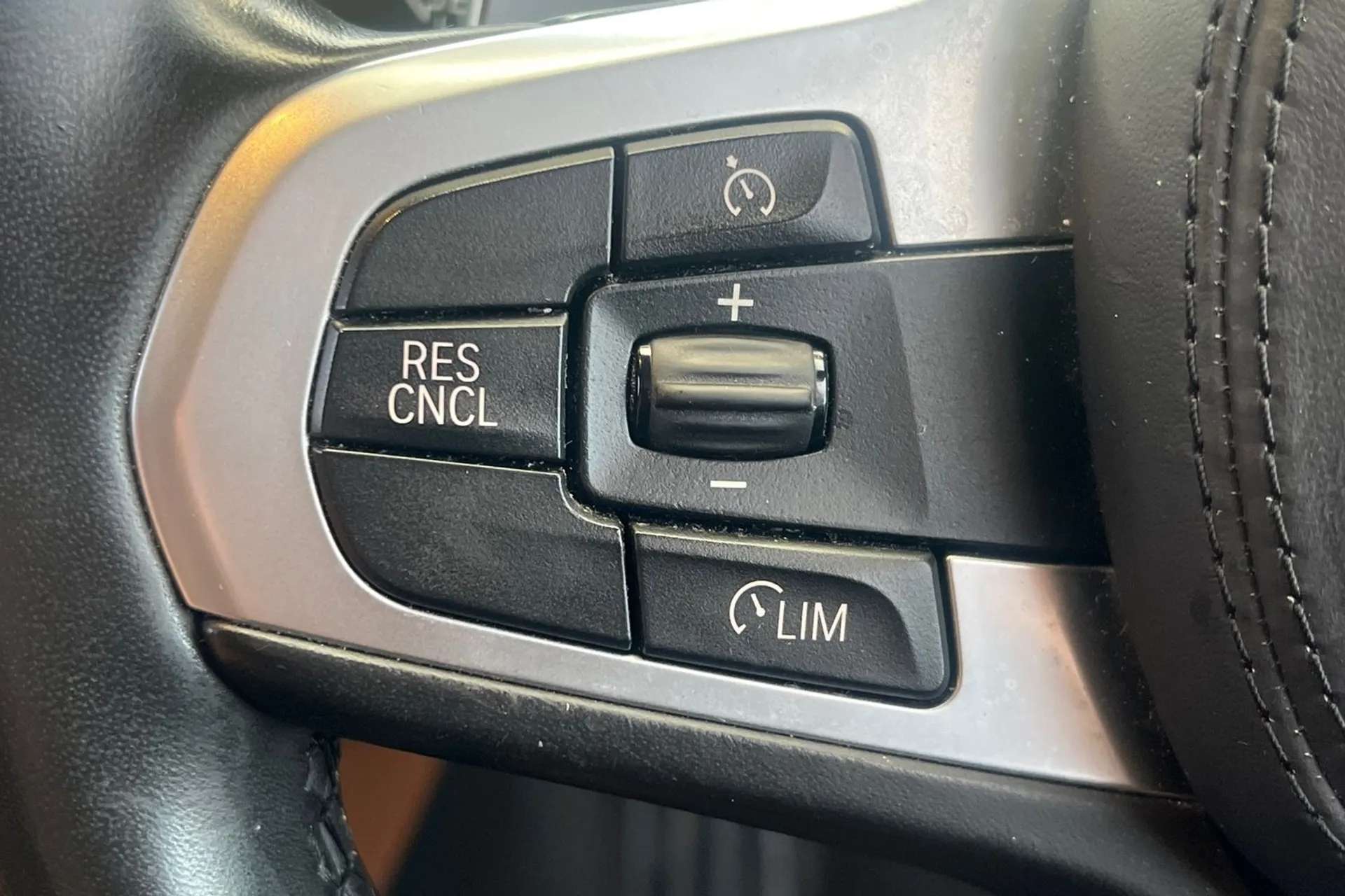 2019 BMW 6 SERIES GT 2019 BMW 6 SERIES GT