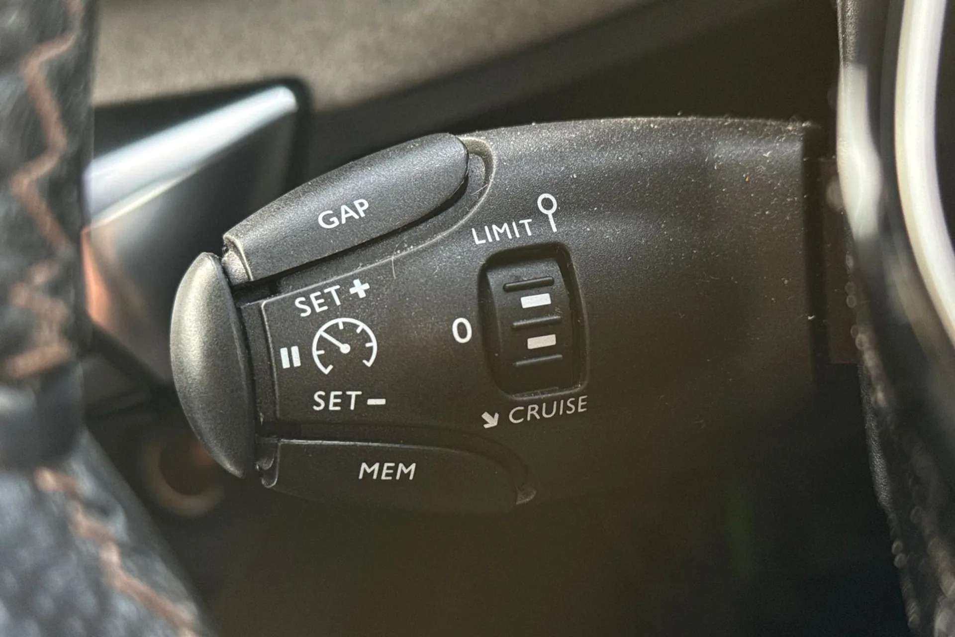 2018 PEUGEOT 3008 2018 PEUGEOT 3008