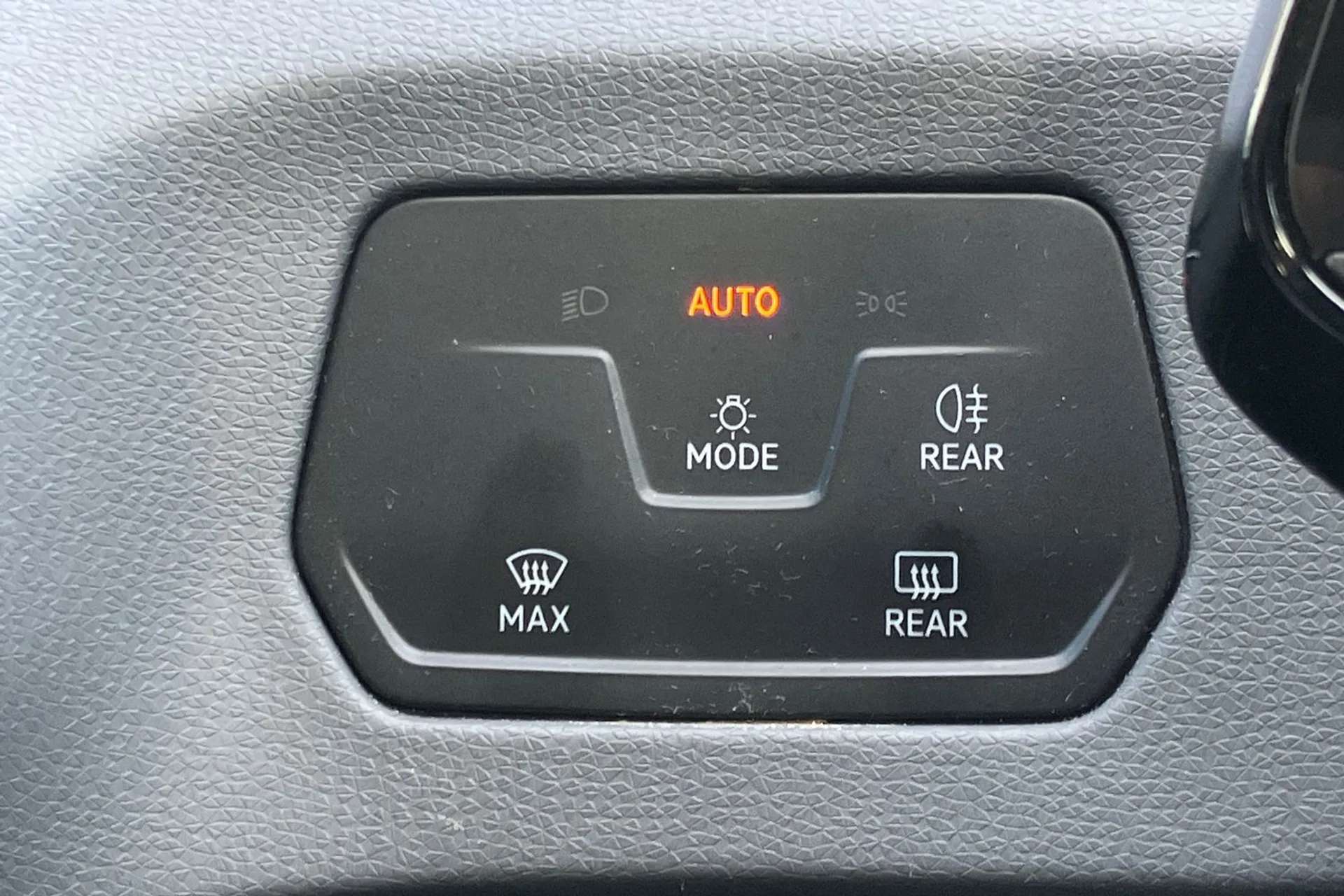 2020 VOLKSWAGEN ID.3 2020 VOLKSWAGEN ID.3