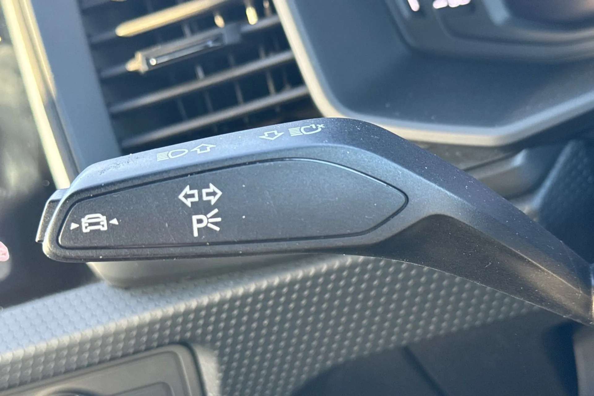 2021 AUDI A1 2021 AUDI A1