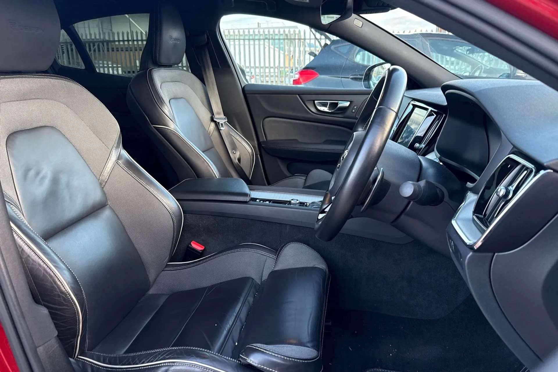 2019 VOLVO S60 2019 VOLVO S60