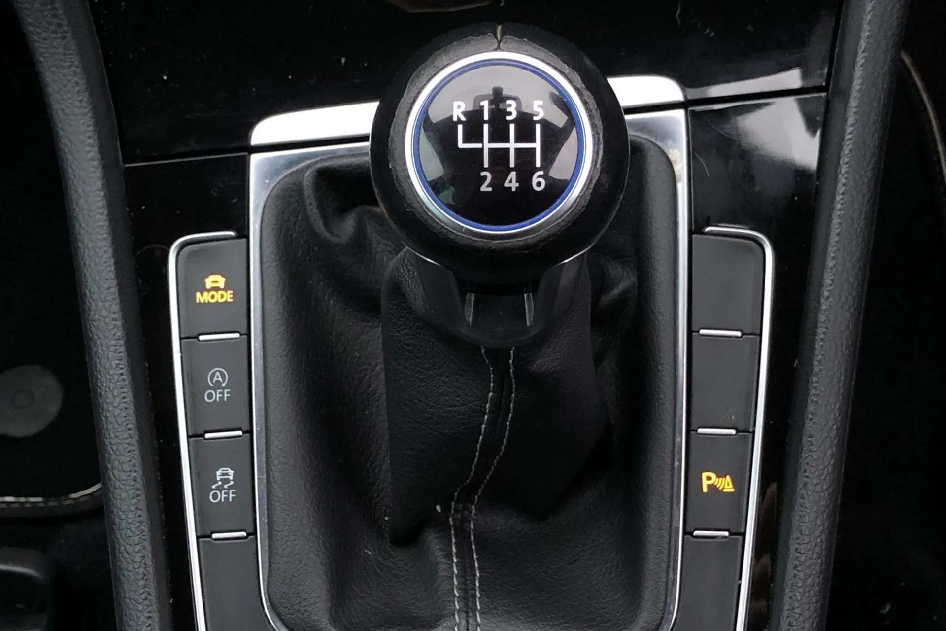 2017 VOLKSWAGEN GOLF 2017 VOLKSWAGEN GOLF