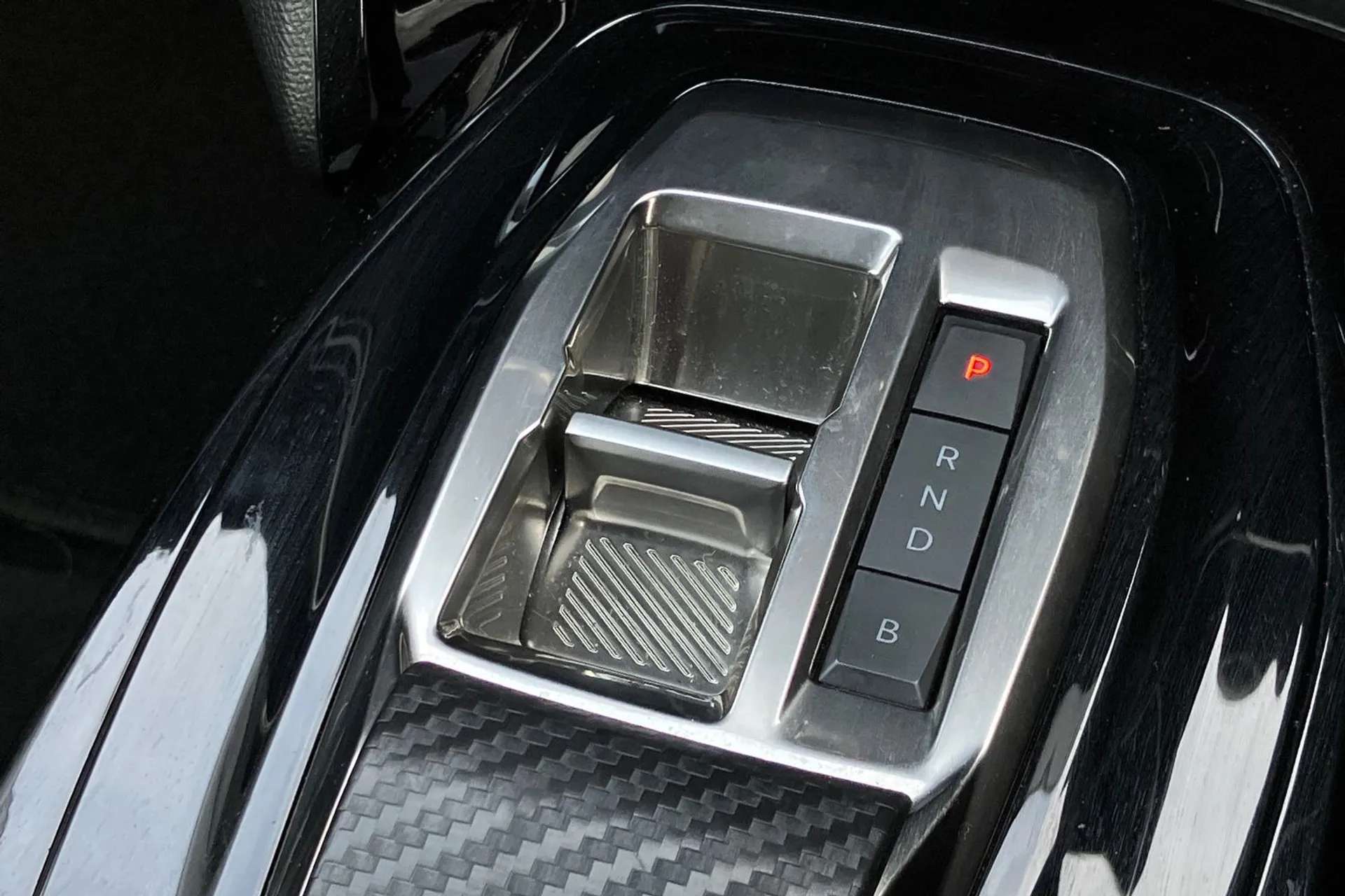 2022 PEUGEOT 2008 2022 PEUGEOT 2008