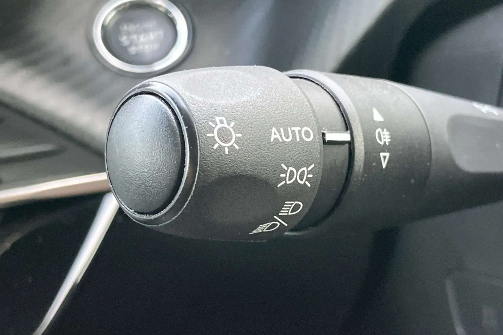 2022 PEUGEOT 2008 2022 PEUGEOT 2008