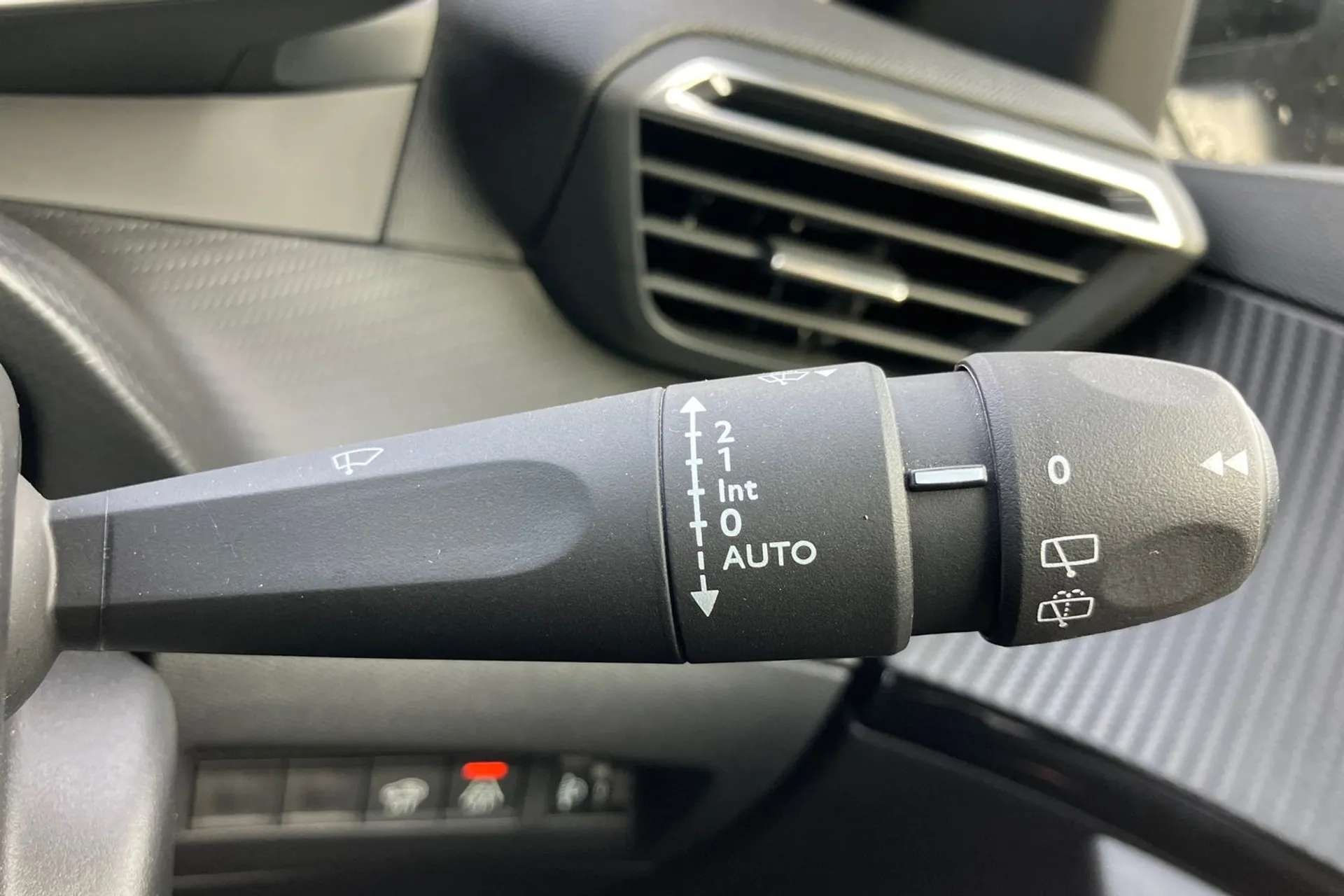 2022 PEUGEOT 2008 2022 PEUGEOT 2008