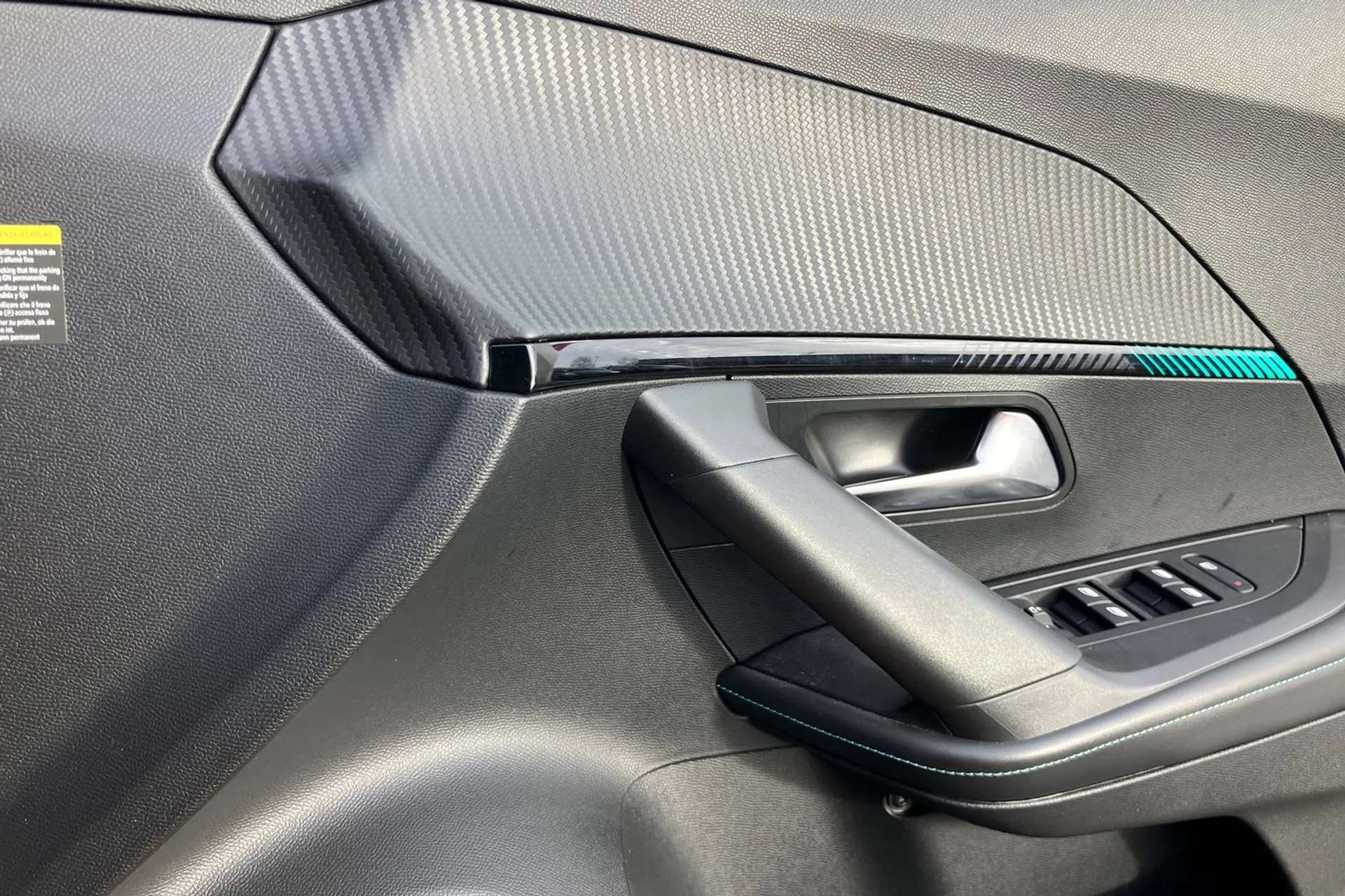 2022 PEUGEOT 2008 2022 PEUGEOT 2008