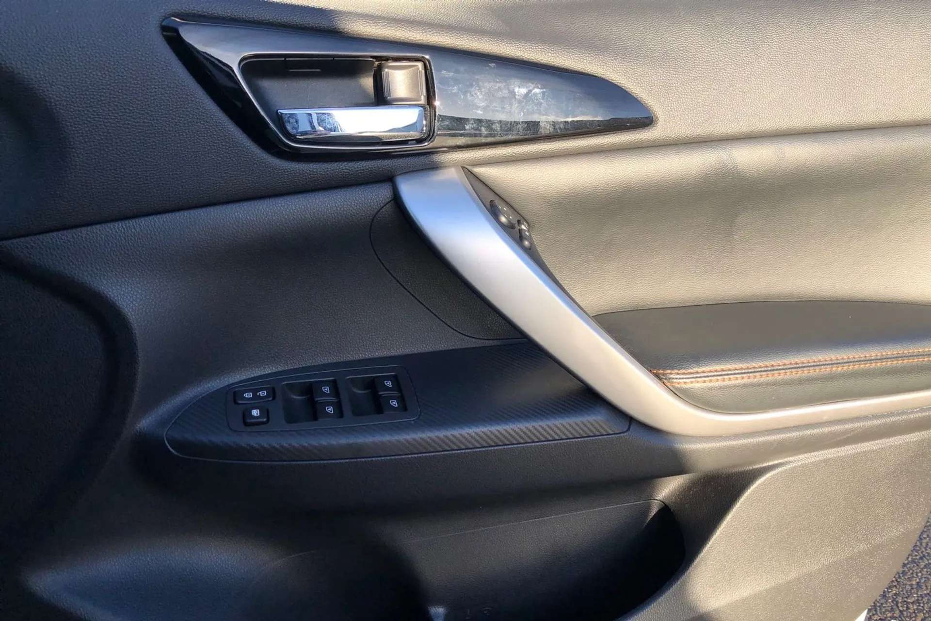 2020 MITSUBISHI ECLIPSE CROSS 2020 MITSUBISHI ECLIPSE CROSS