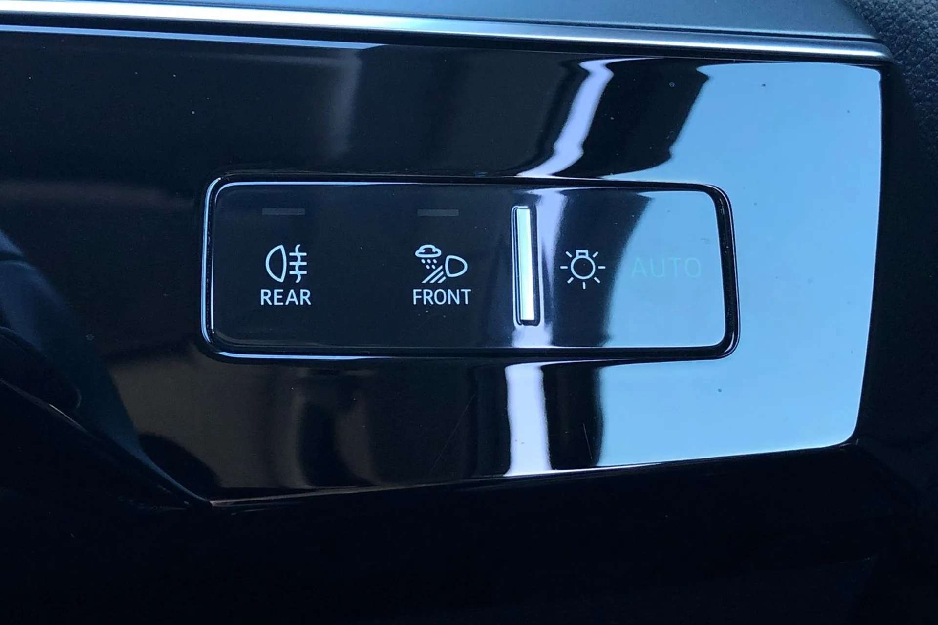 2020 AUDI E-TRON 2020 AUDI E-TRON