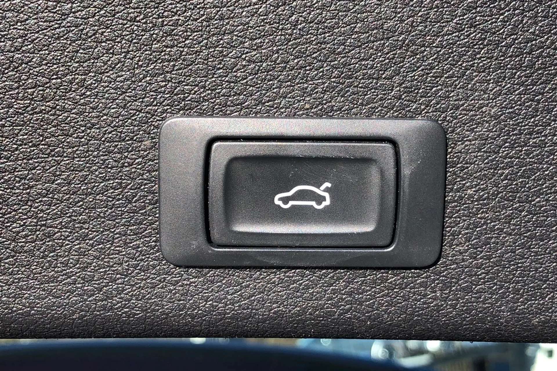 2020 AUDI E-TRON 2020 AUDI E-TRON