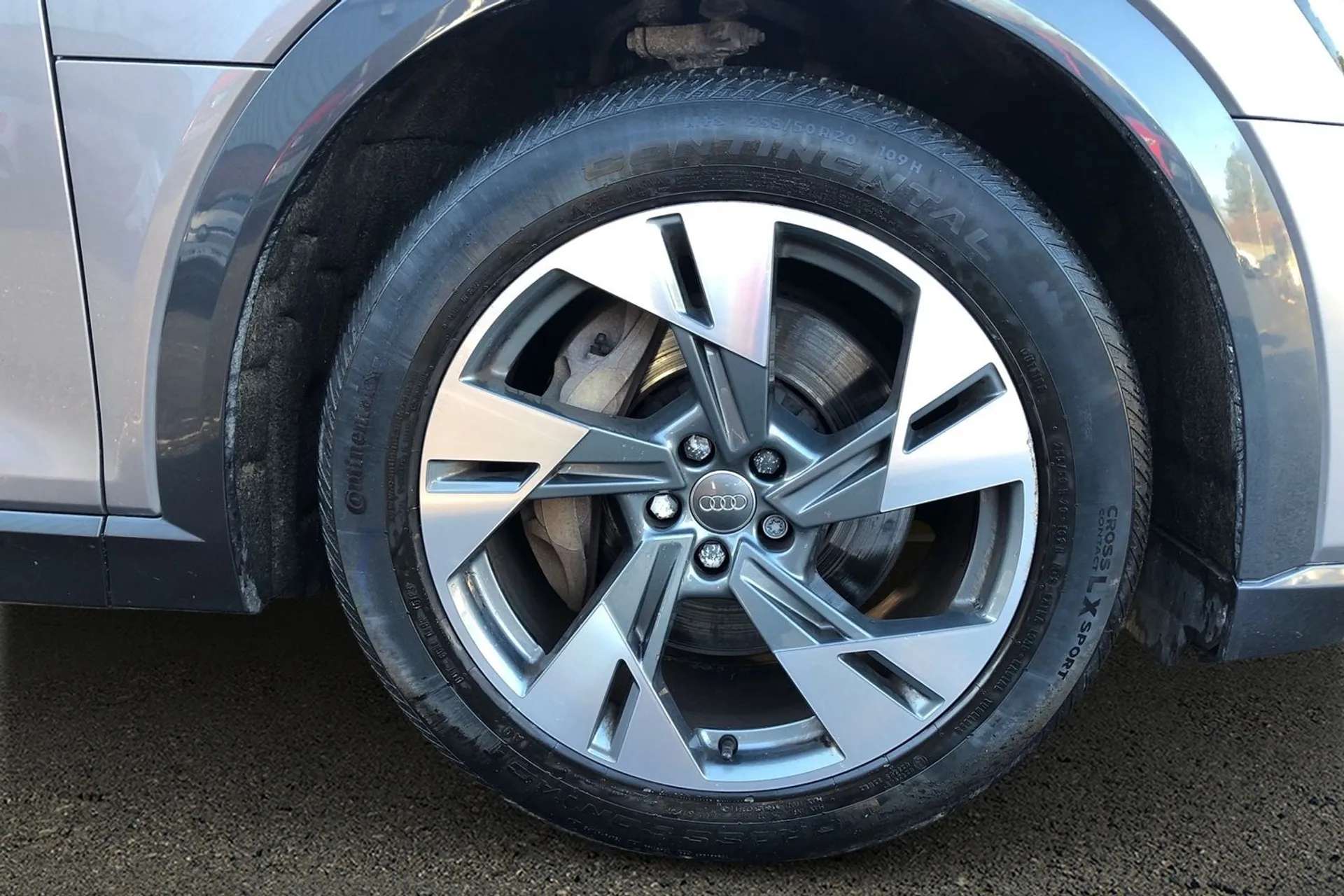 2020 AUDI E-TRON 2020 AUDI E-TRON