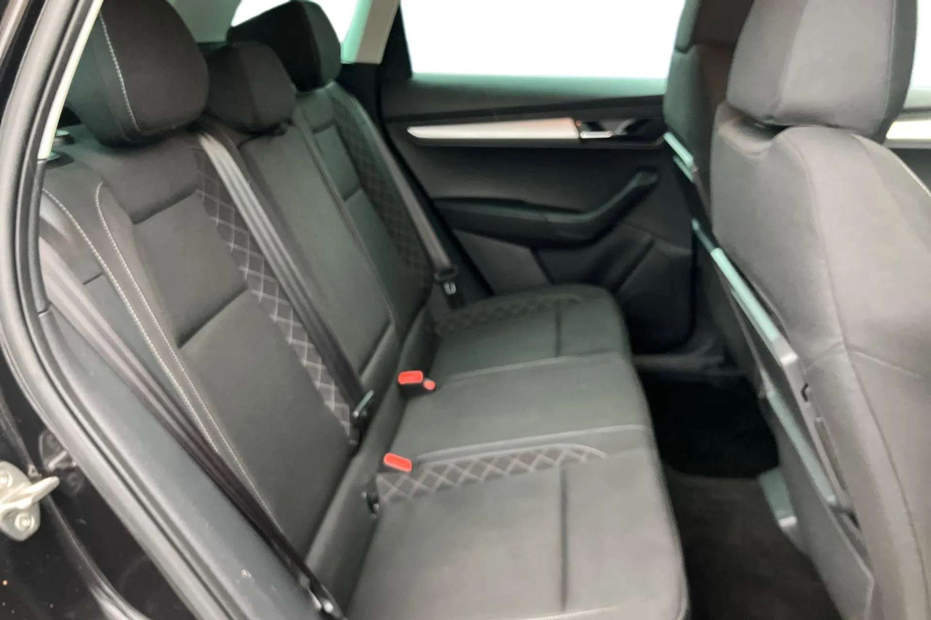 2021 SKODA KAROQ 2021 SKODA KAROQ