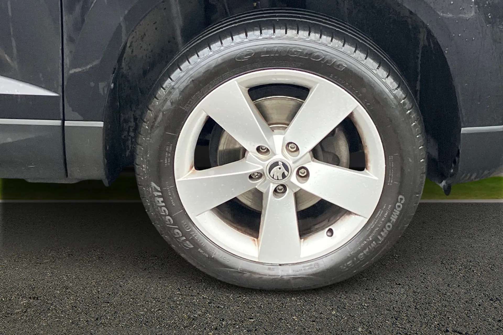 2021 SKODA KAROQ 2021 SKODA KAROQ