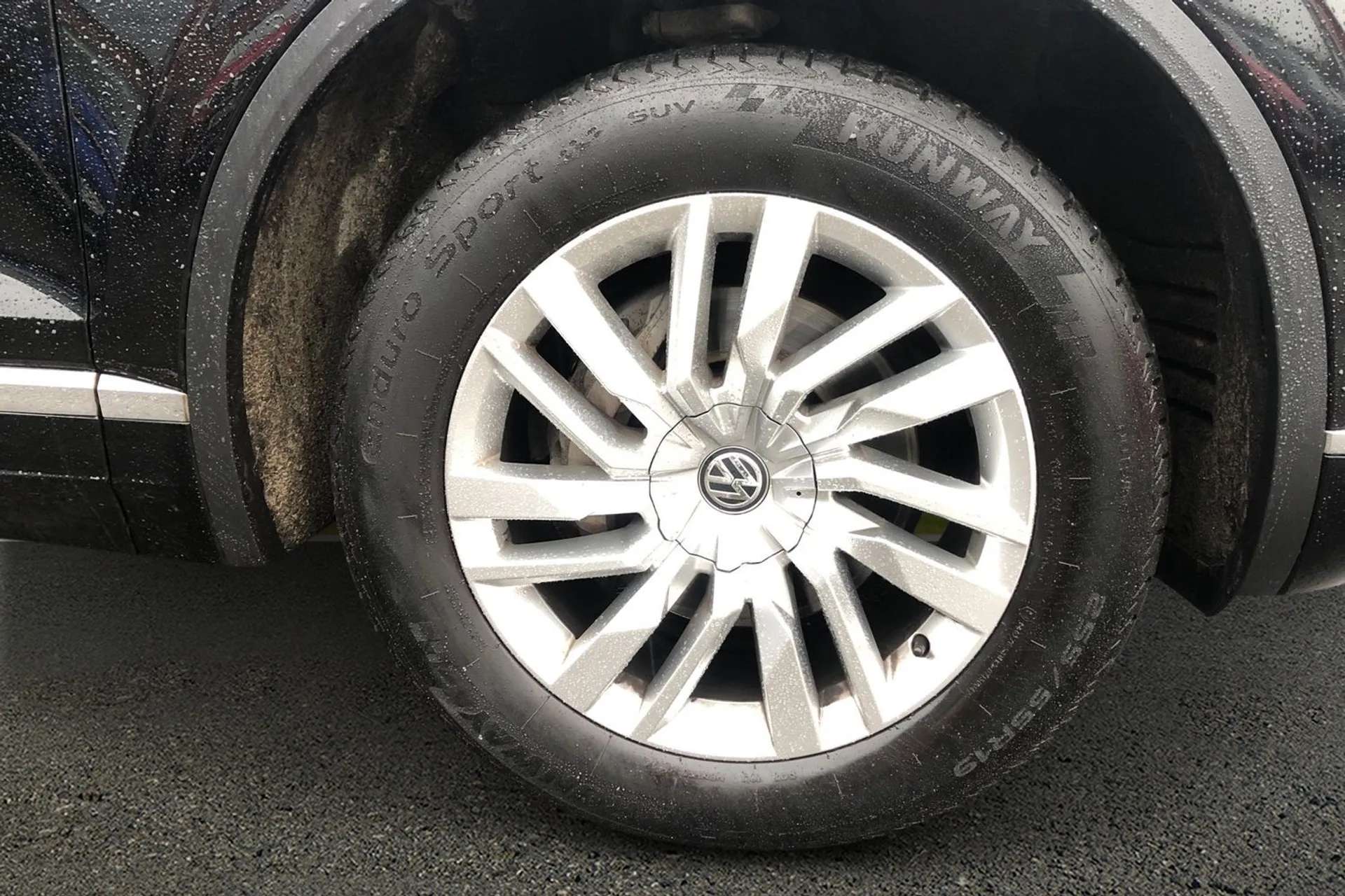 2019 VOLKSWAGEN TOUAREG 2019 VOLKSWAGEN TOUAREG