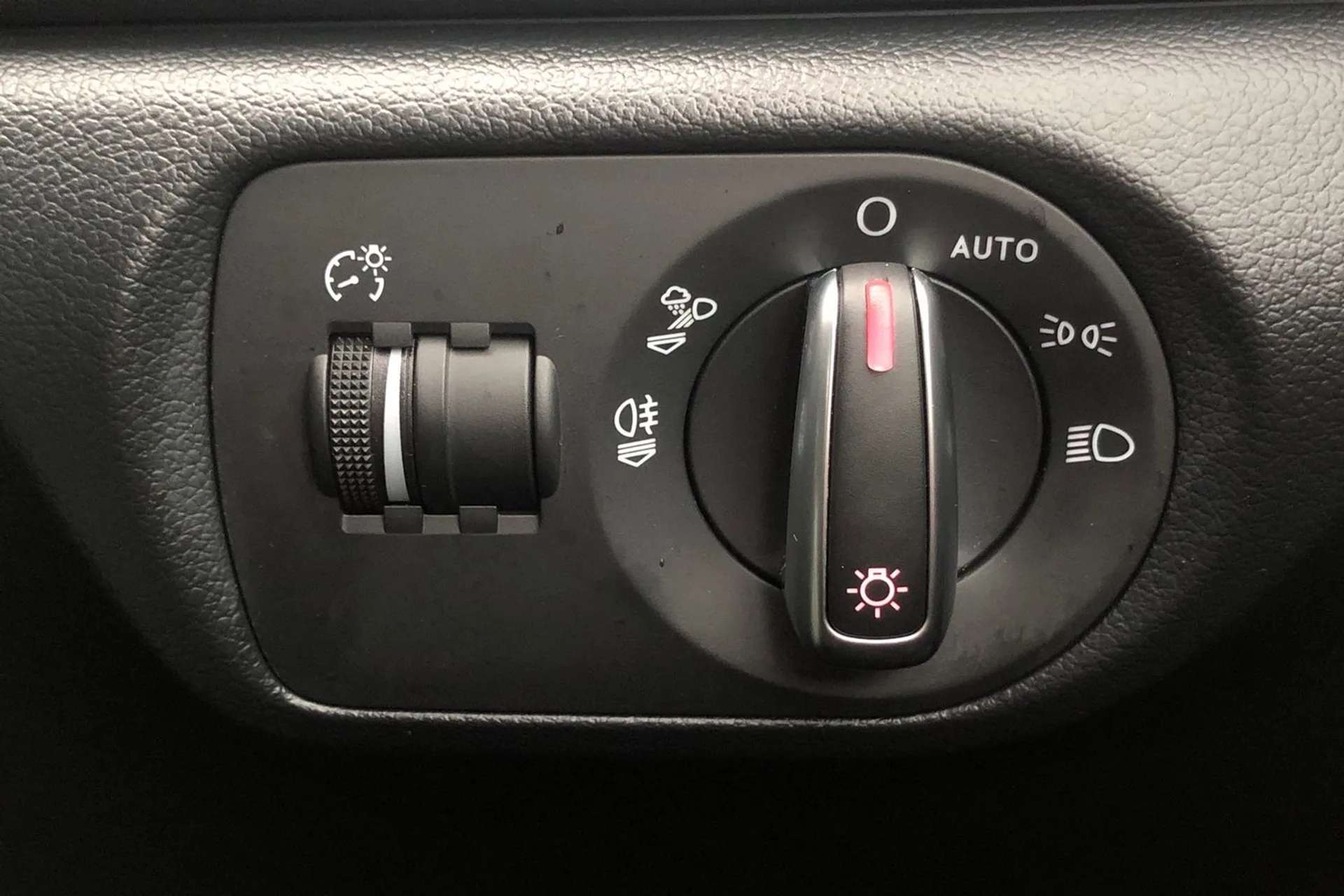 2018 AUDI Q3 2018 AUDI Q3