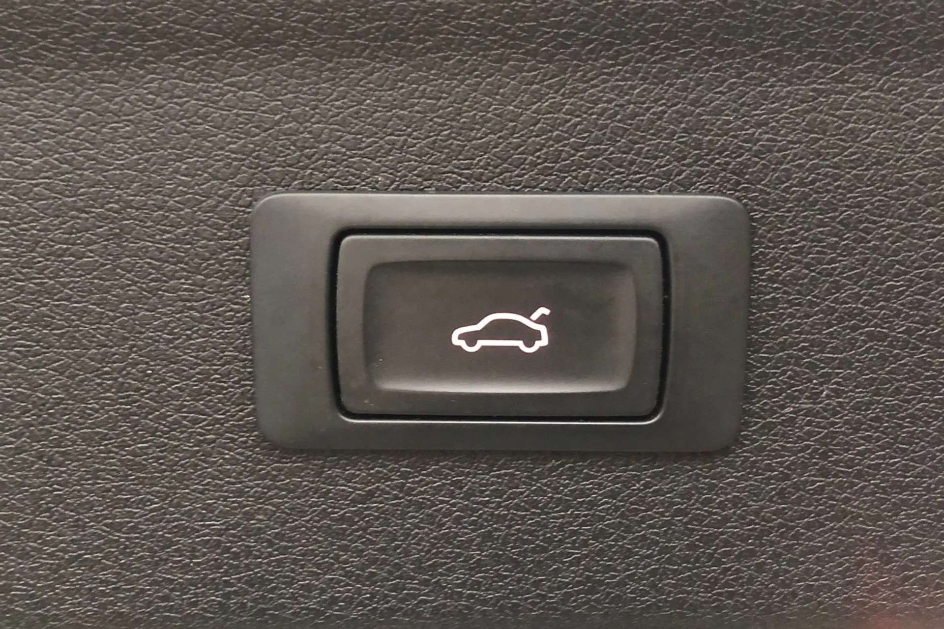 2018 AUDI Q3 2018 AUDI Q3