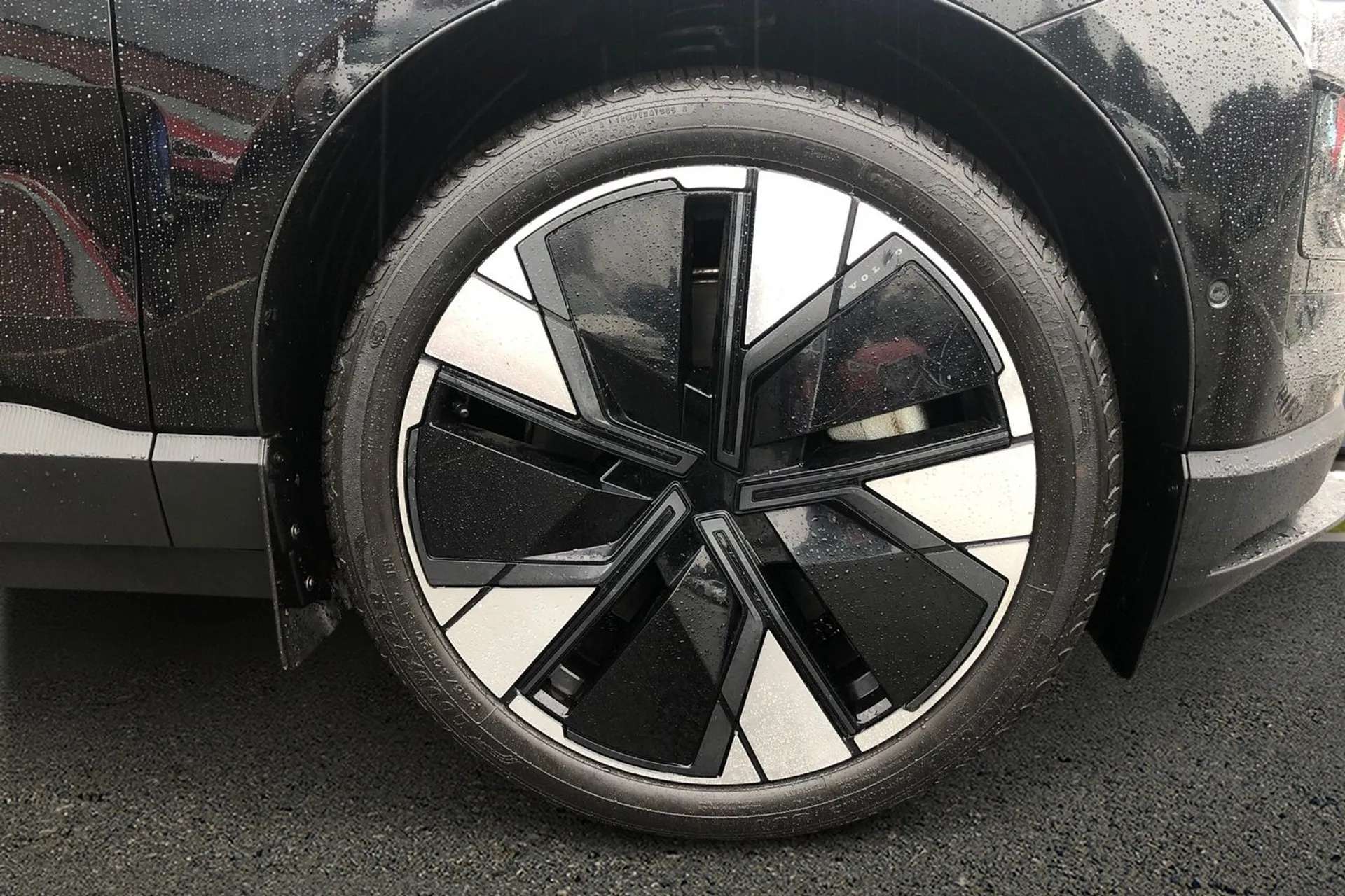 2024 VOLVO EX30 2024 VOLVO EX30