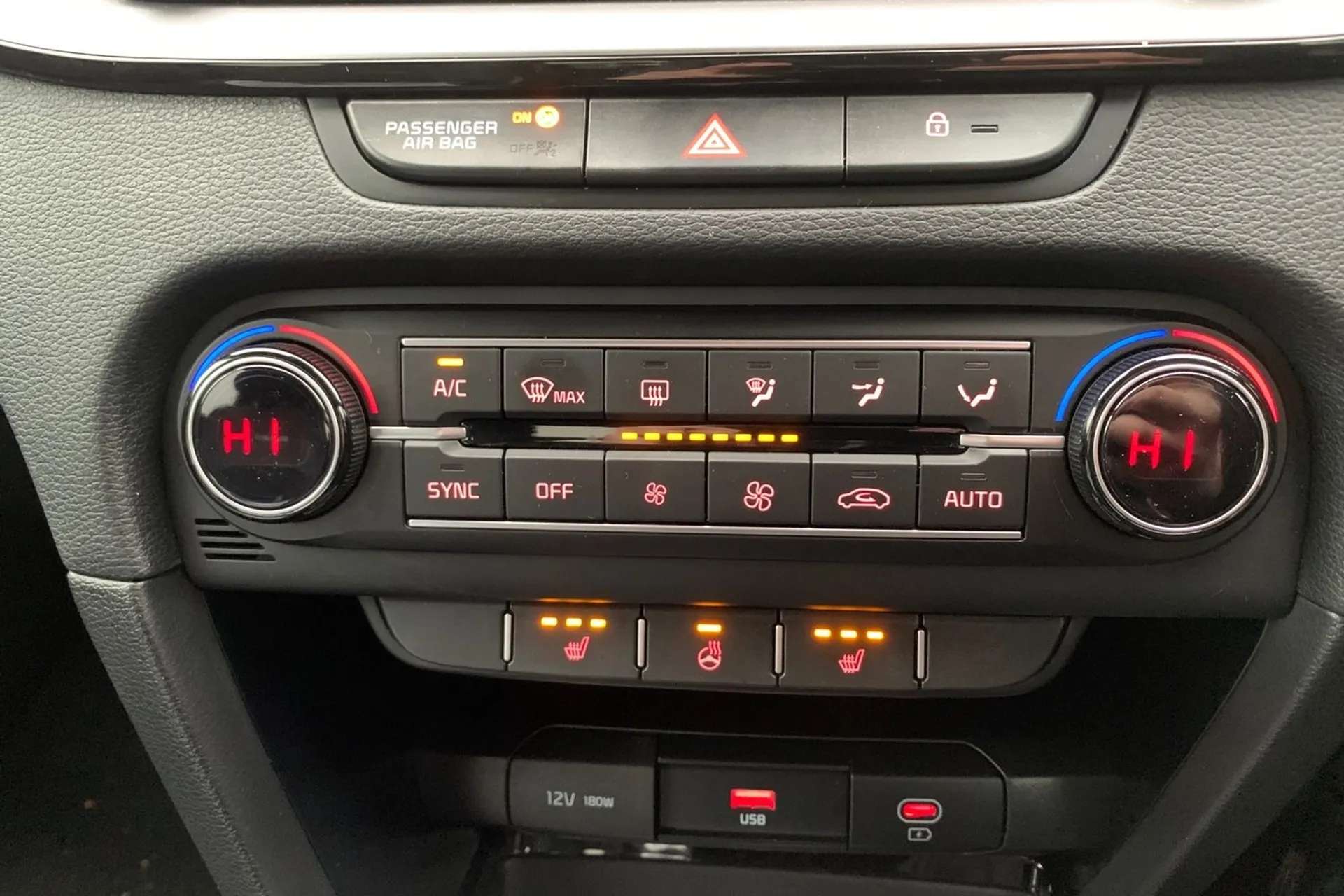 2023 KIA CEED 2023 KIA CEED