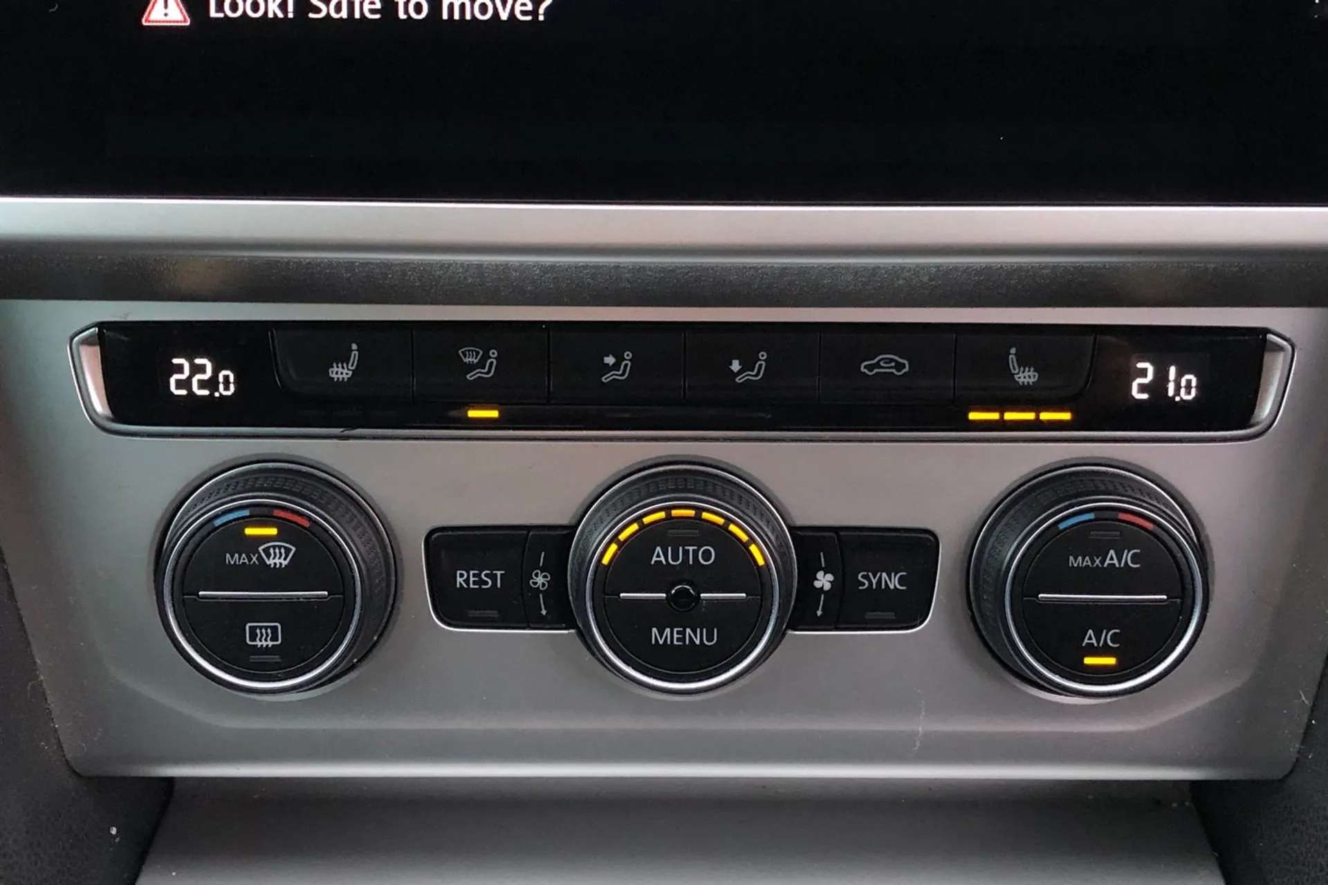 2019 VOLKSWAGEN PASSAT 2019 VOLKSWAGEN PASSAT