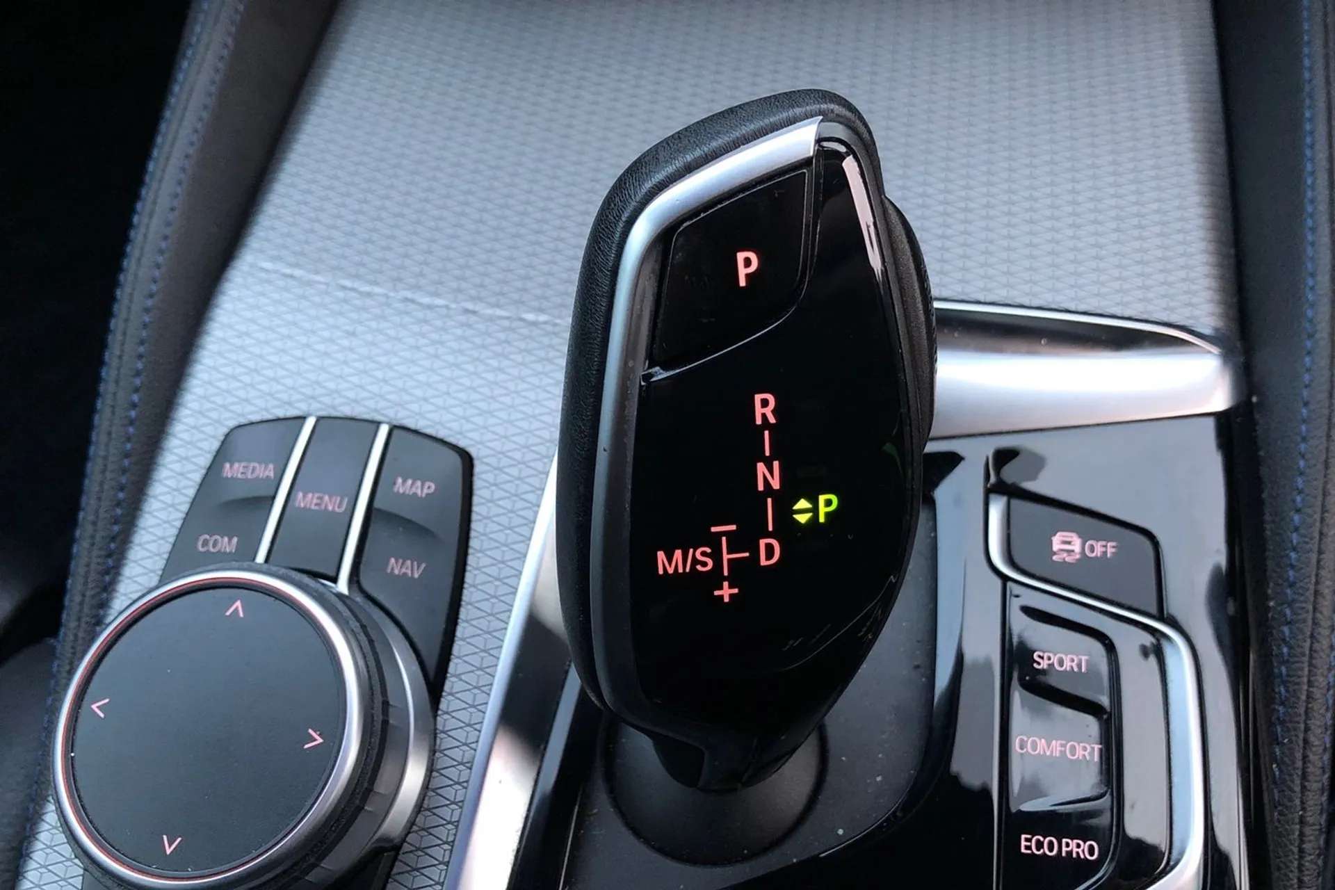 2019 BMW 5 SERIES 2019 BMW 5 SERIES