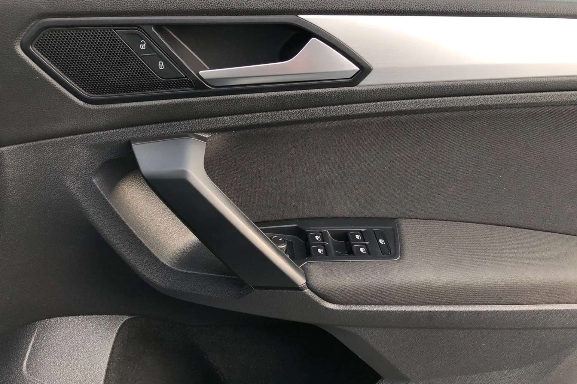 2020 VOLKSWAGEN TIGUAN 2020 VOLKSWAGEN TIGUAN