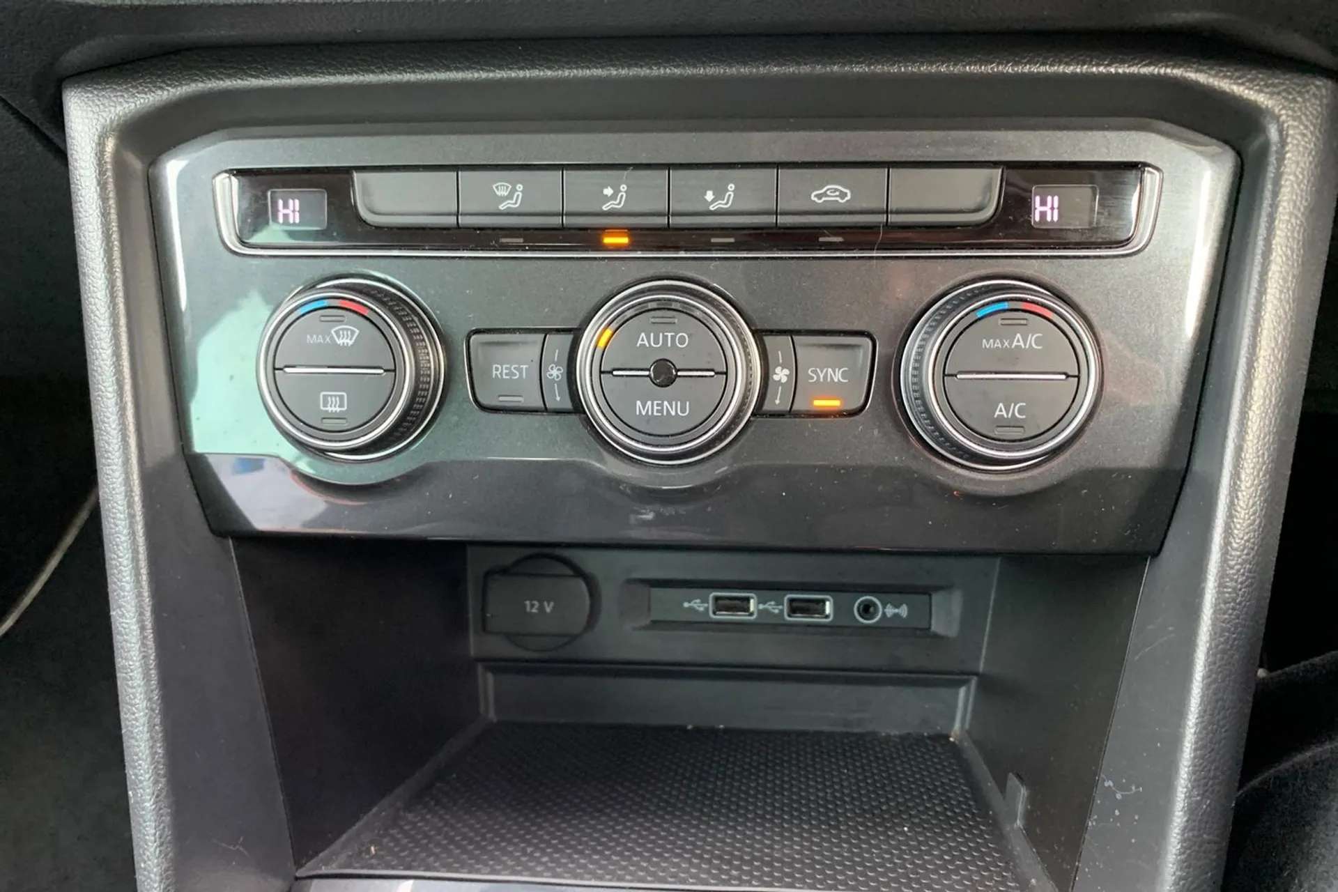 2019 VOLKSWAGEN TIGUAN 2019 VOLKSWAGEN TIGUAN