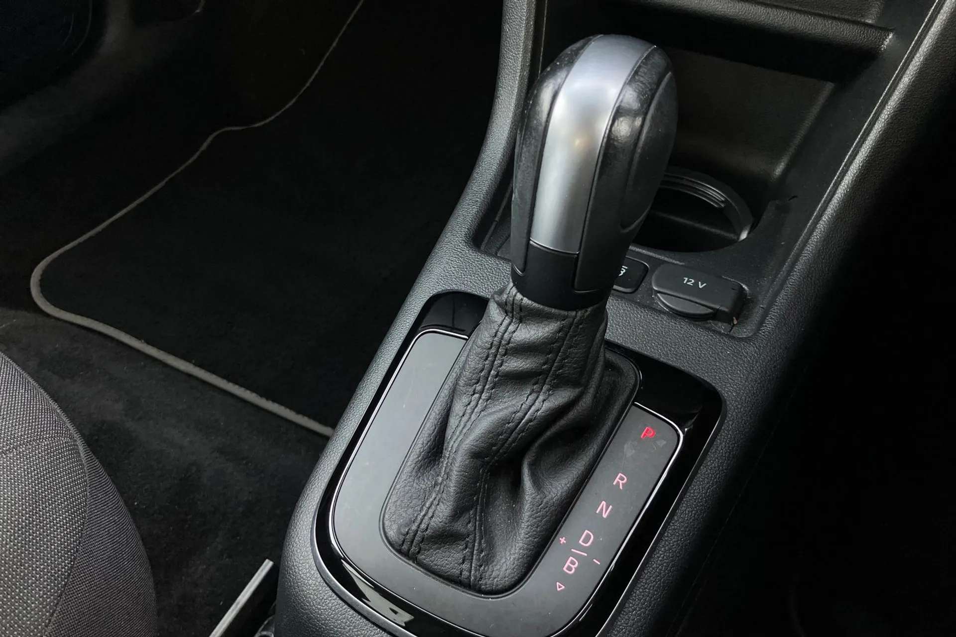 2021 VOLKSWAGEN UP 2021 VOLKSWAGEN UP