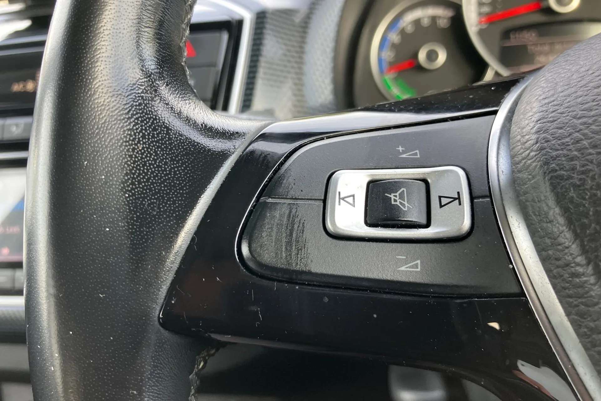 2021 VOLKSWAGEN UP 2021 VOLKSWAGEN UP