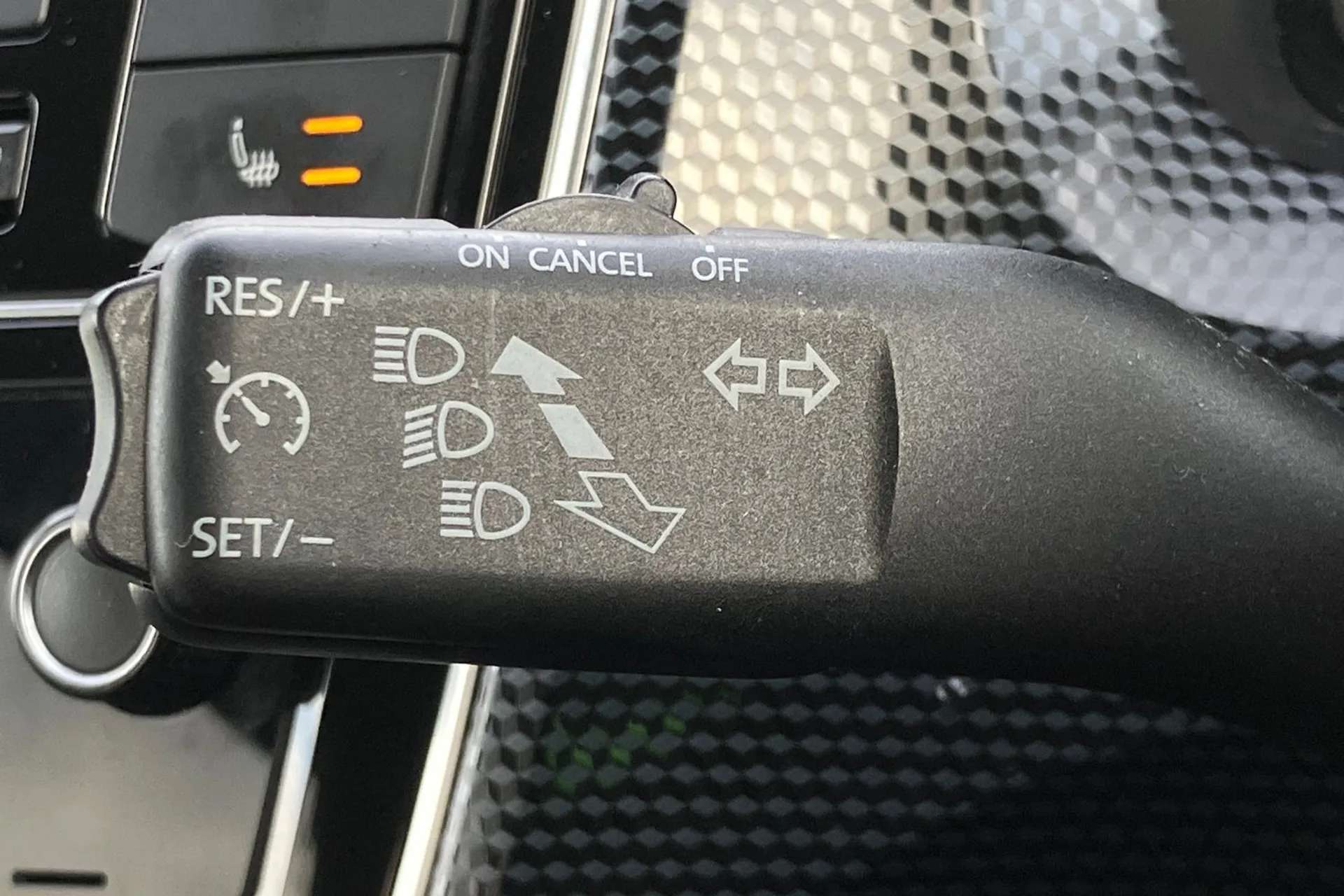 2021 VOLKSWAGEN UP 2021 VOLKSWAGEN UP