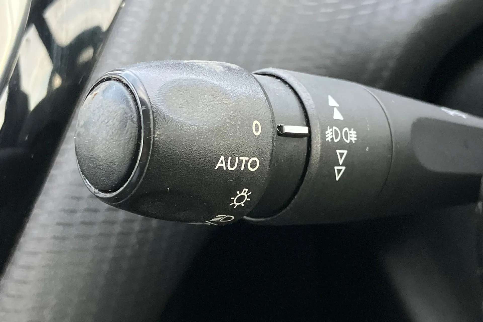 2019 PEUGEOT 2008 2019 PEUGEOT 2008