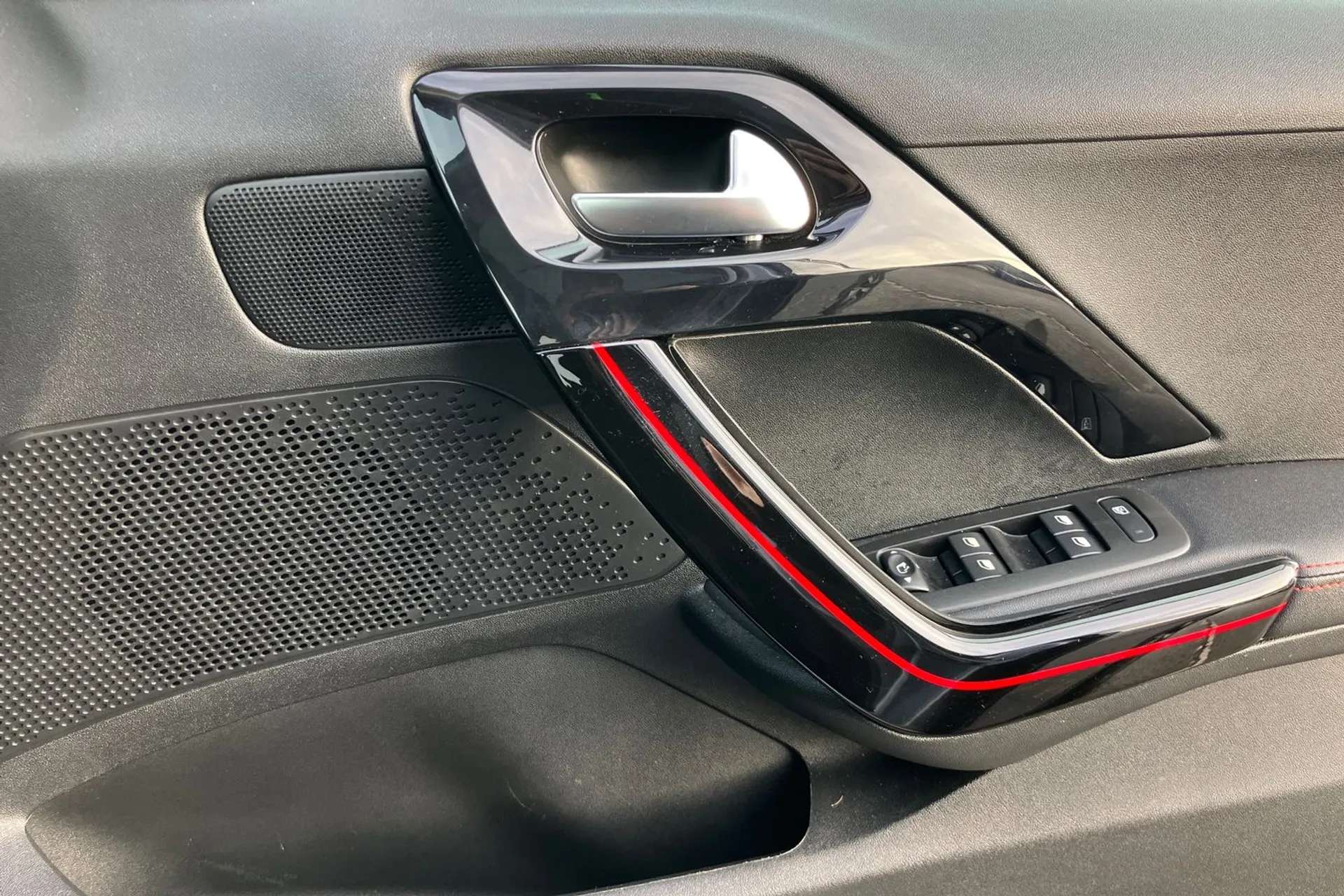 2019 PEUGEOT 2008 2019 PEUGEOT 2008