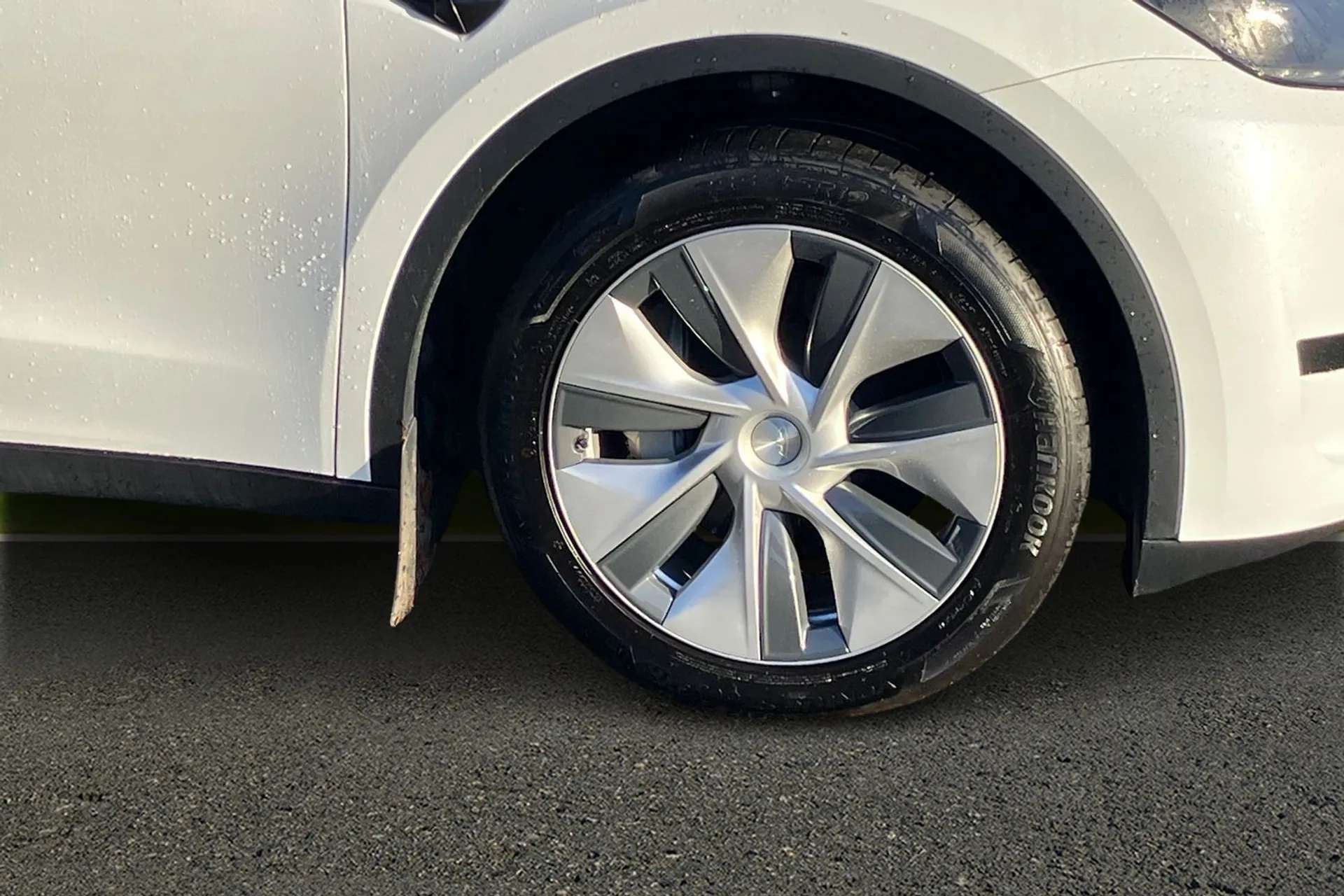 2023 TESLA MODEL Y 2023 TESLA MODEL Y