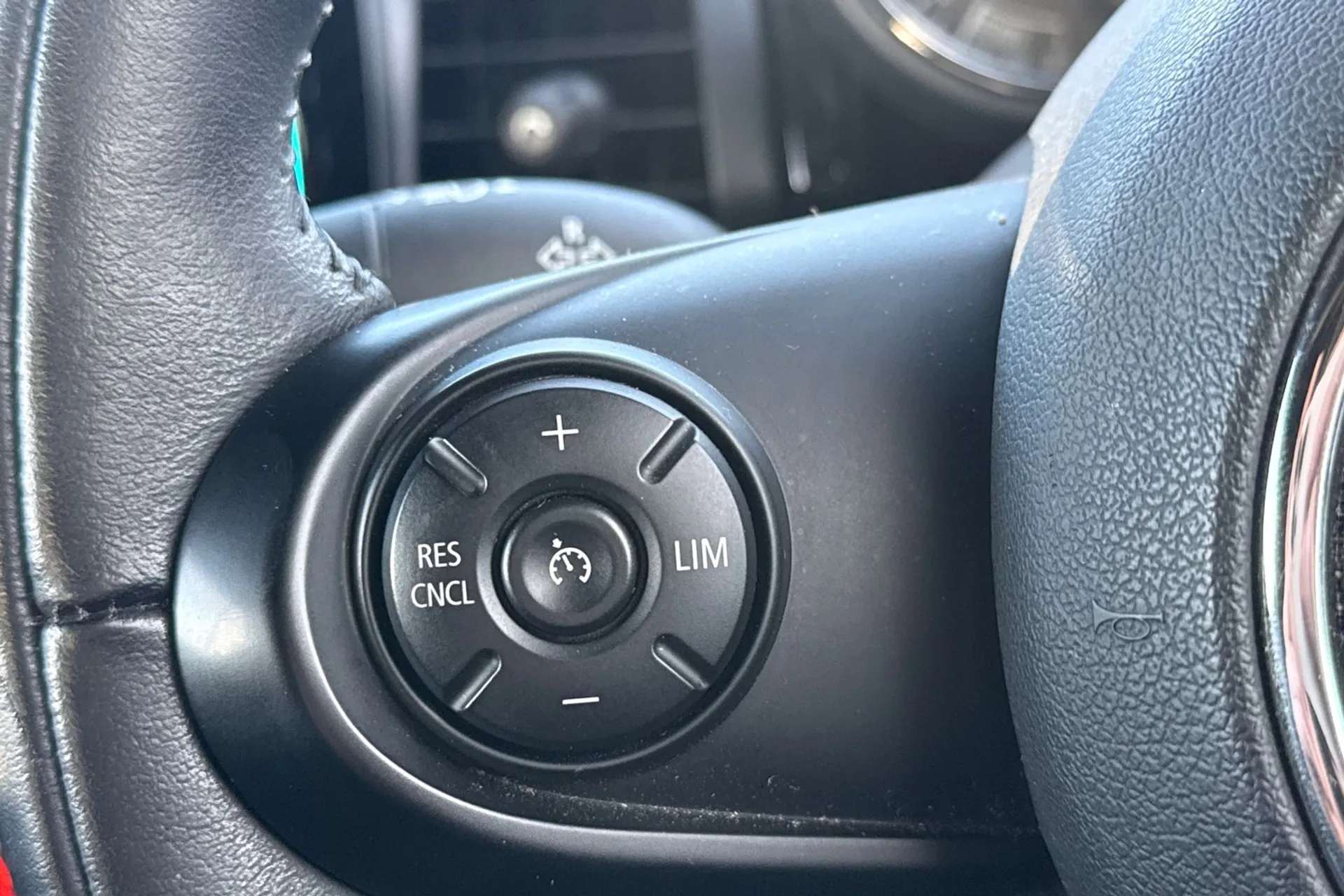 2016 MINI CONVERTIBLE 2016 MINI CONVERTIBLE