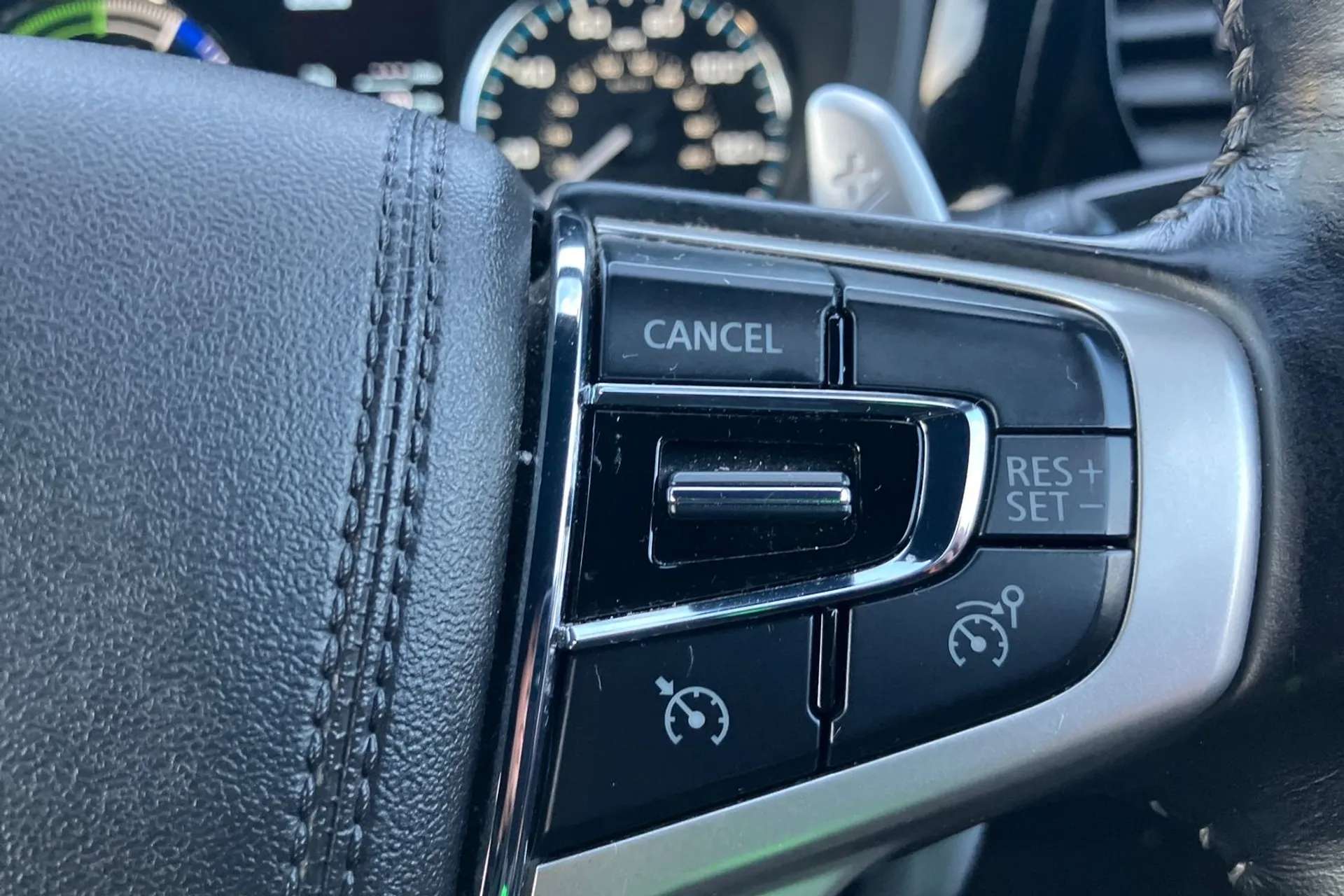 2019 MITSUBISHI OUTLANDER 2019 MITSUBISHI OUTLANDER