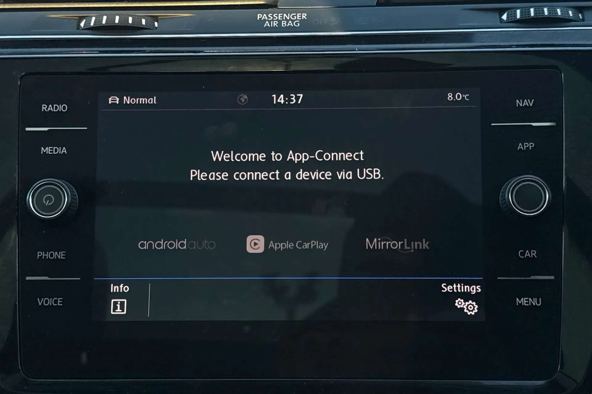 2018 VOLKSWAGEN TOURAN 2018 VOLKSWAGEN TOURAN