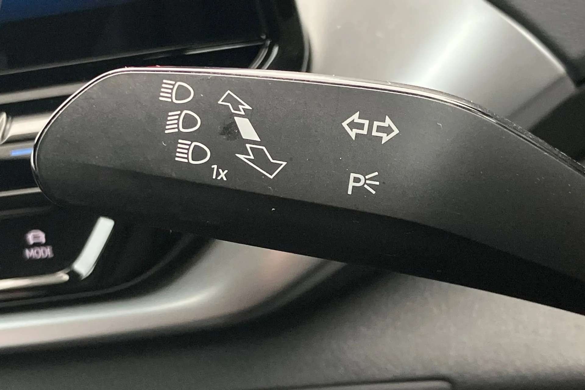 2023 VOLKSWAGEN ID.4 2023 VOLKSWAGEN ID.4