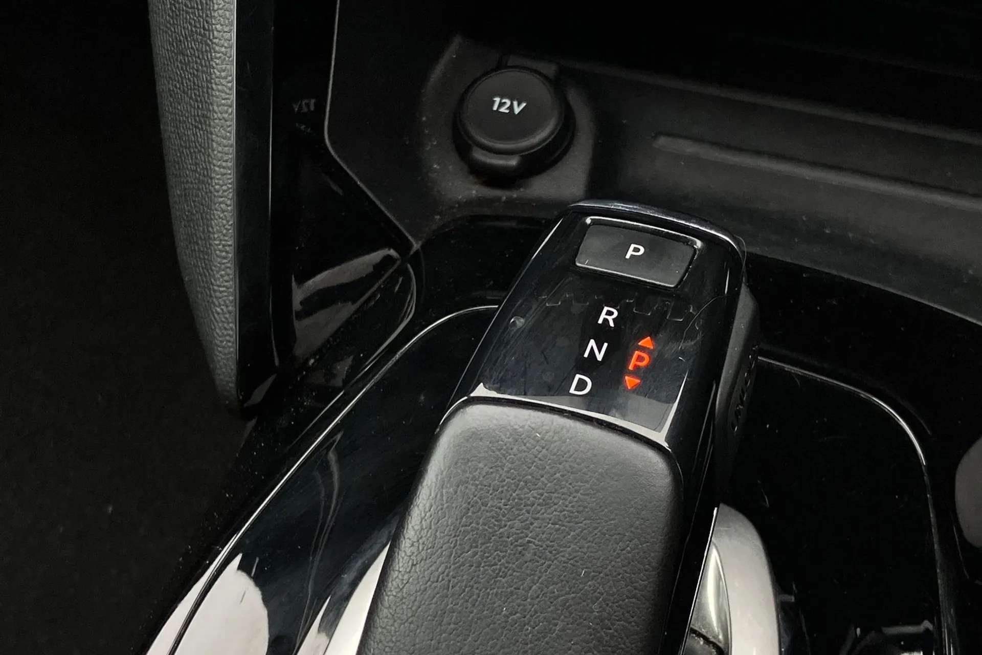 2021 PEUGEOT 208 2021 PEUGEOT 208